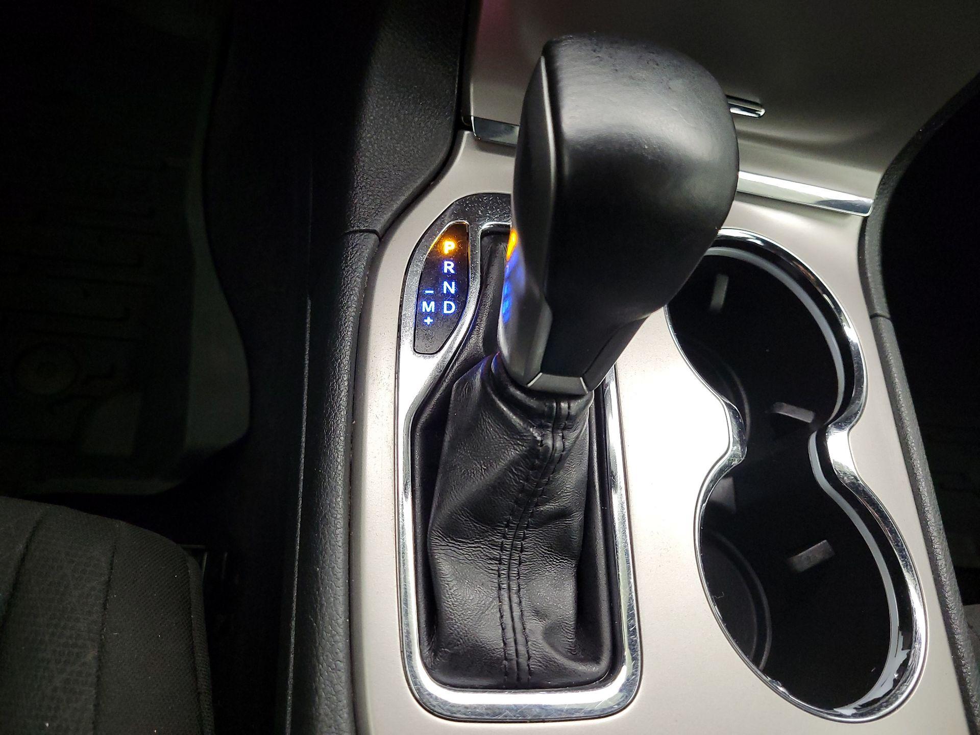 Thumbnail: 2018 Jeep Grand Cherokee - 17