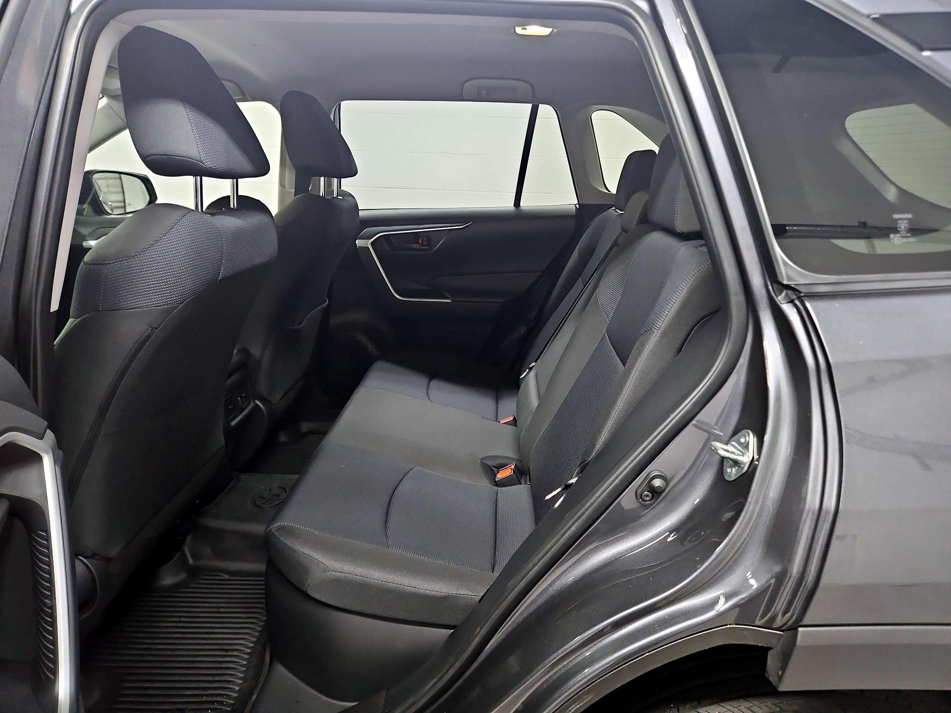 Thumbnail: 2025 Toyota RAV4 - 19