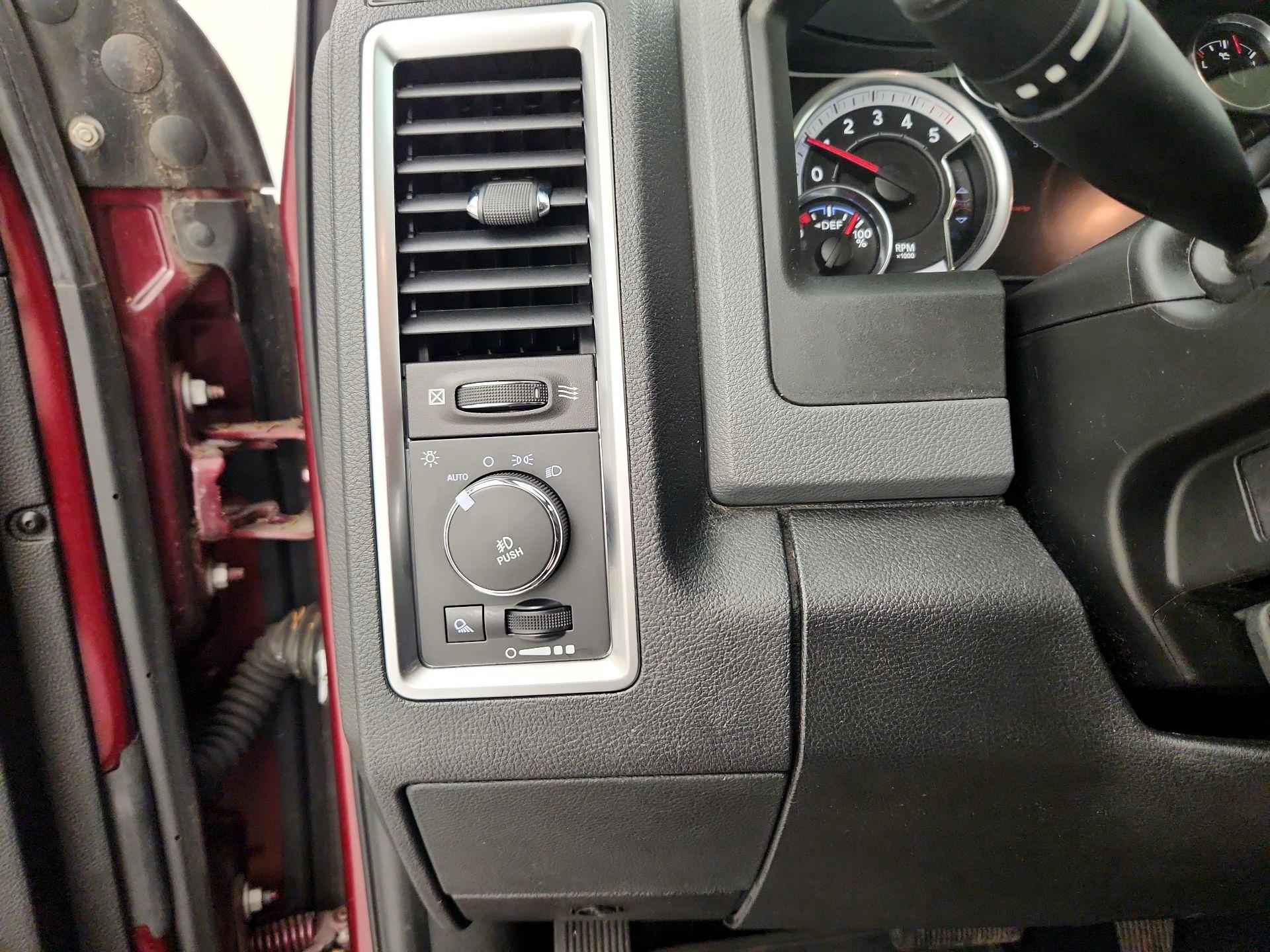 Thumbnail: 2016 RAM 1500 - 13