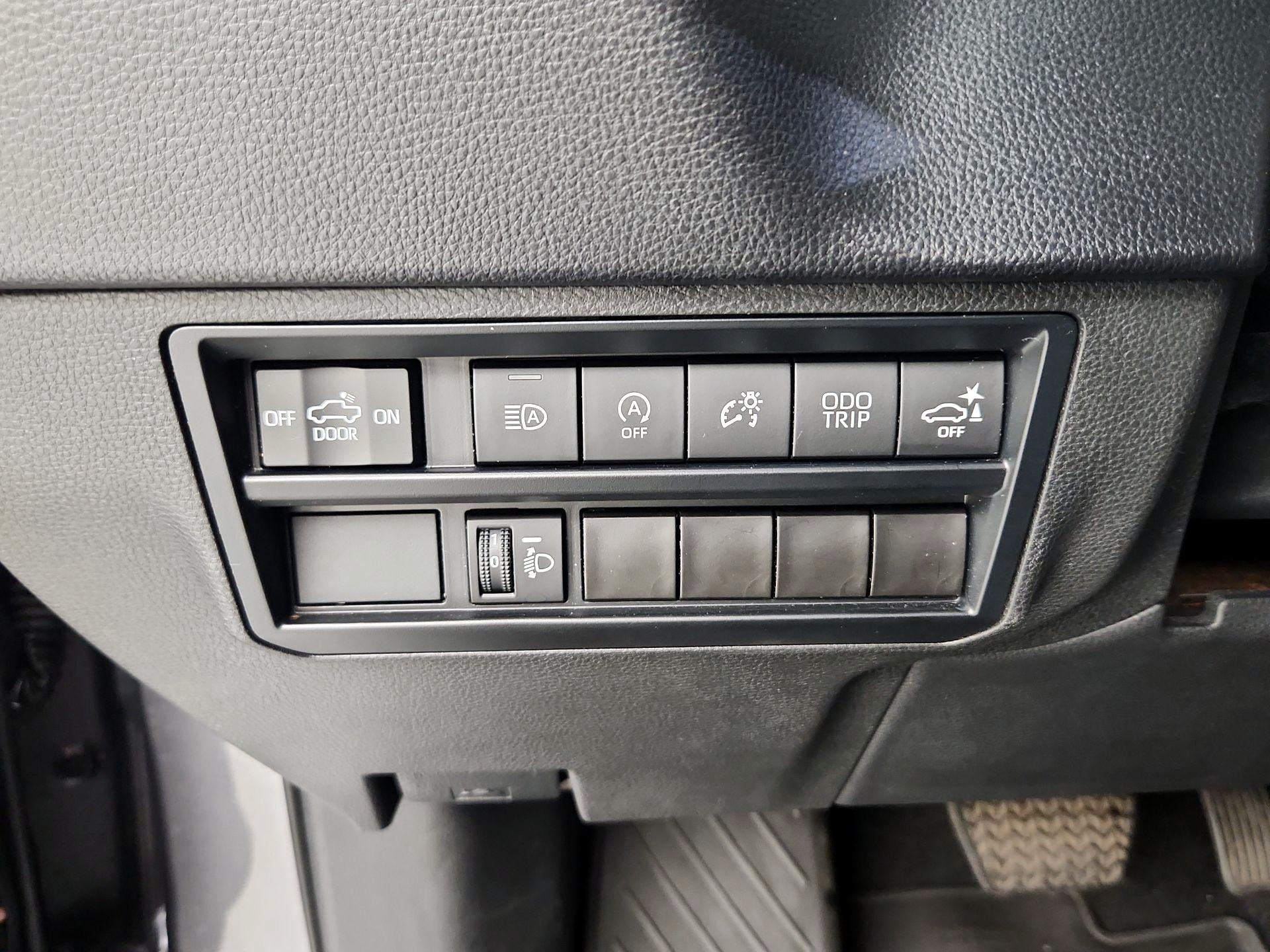 Thumbnail: 2023 Toyota Tundra - 13