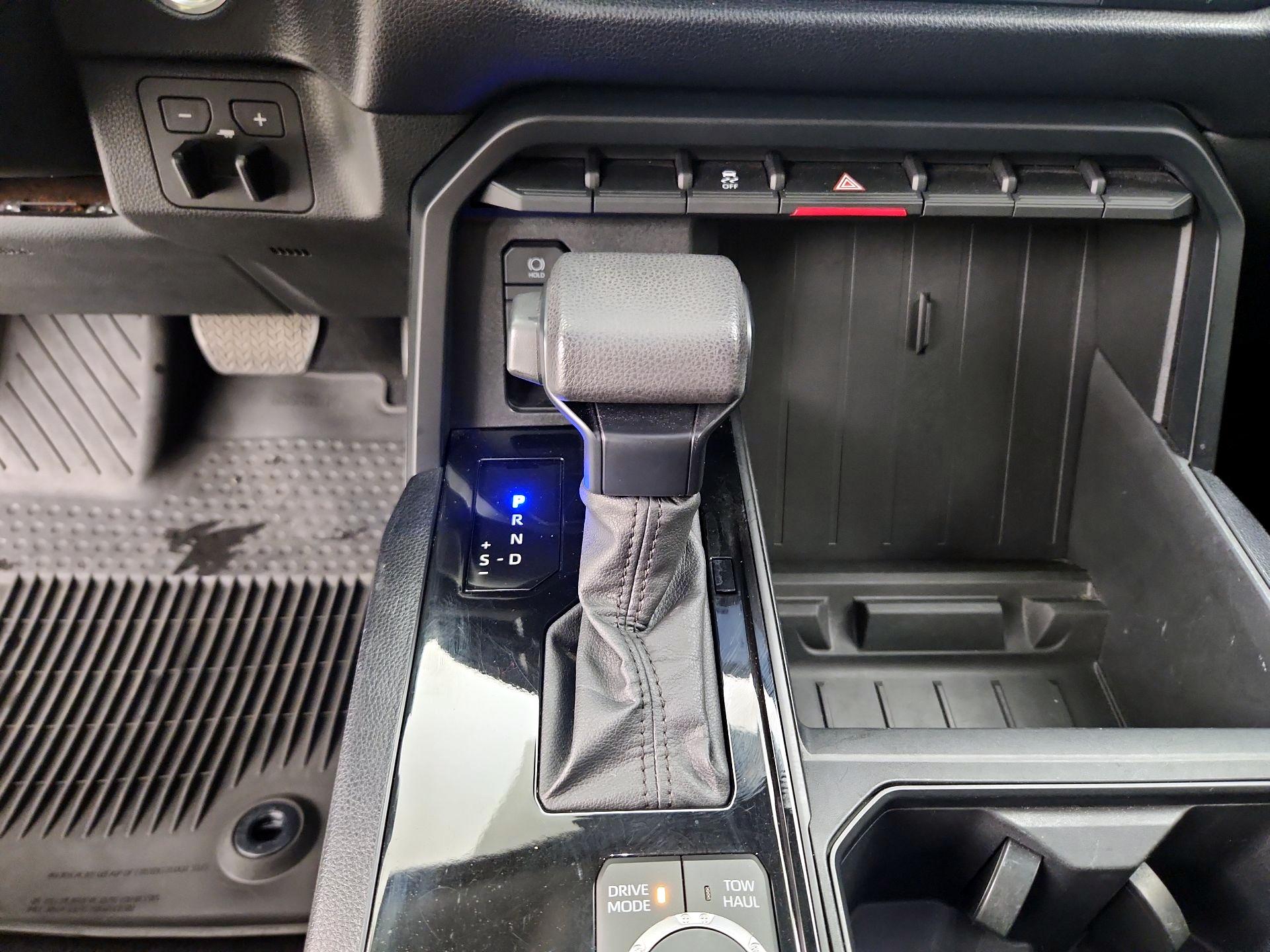 Thumbnail: 2023 Toyota Tundra - 17