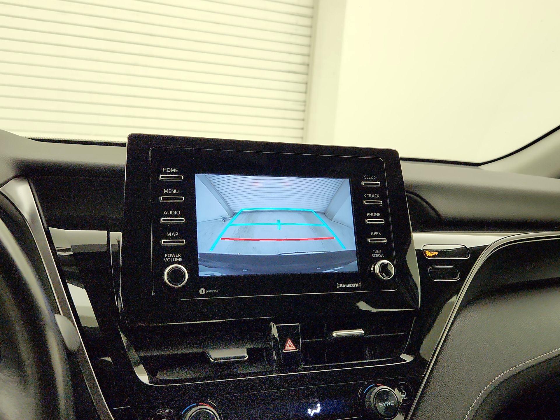 Thumbnail: 2021 Toyota Camry - 14