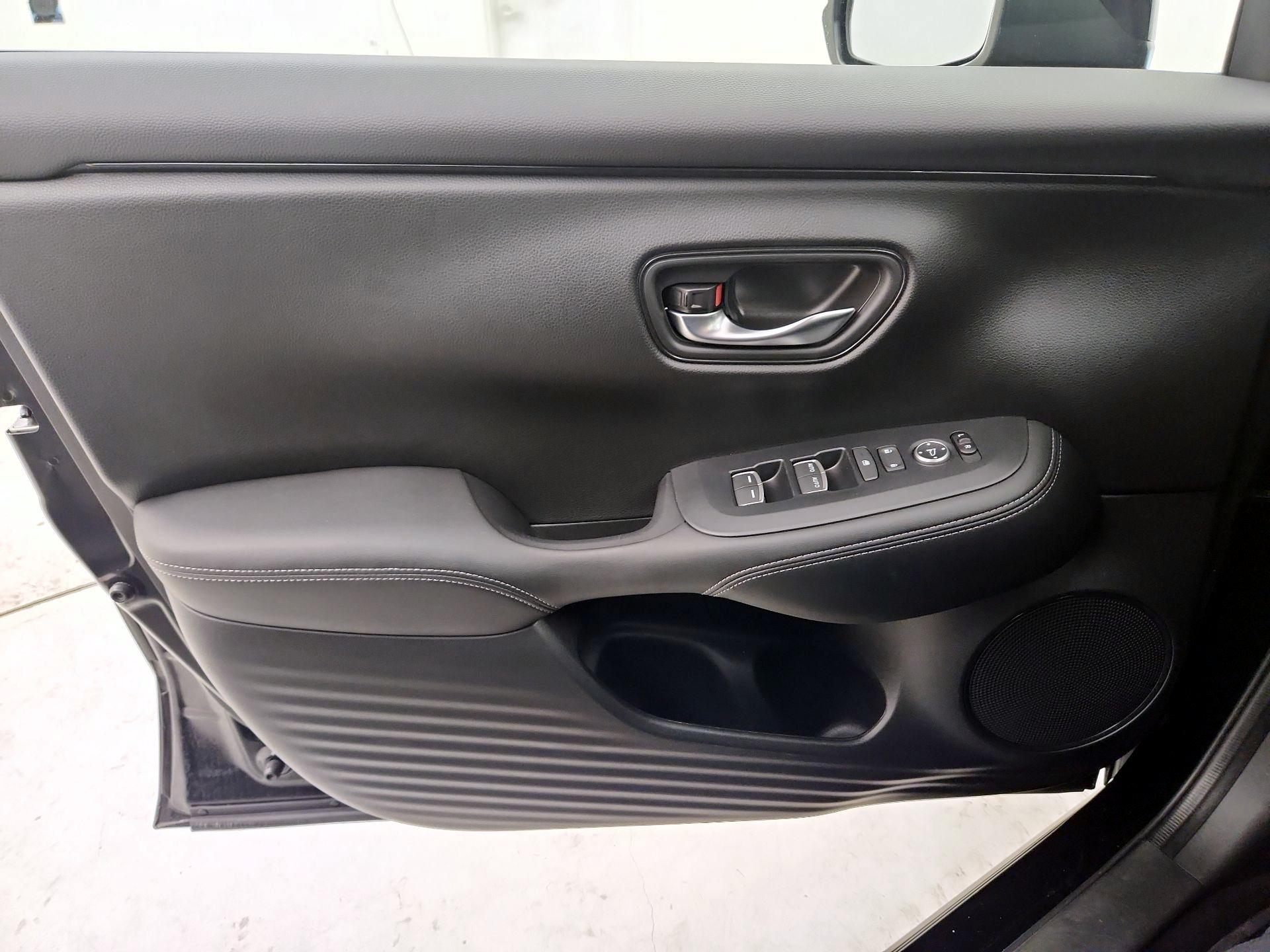 Thumbnail: 2024 Honda HR-V - 16