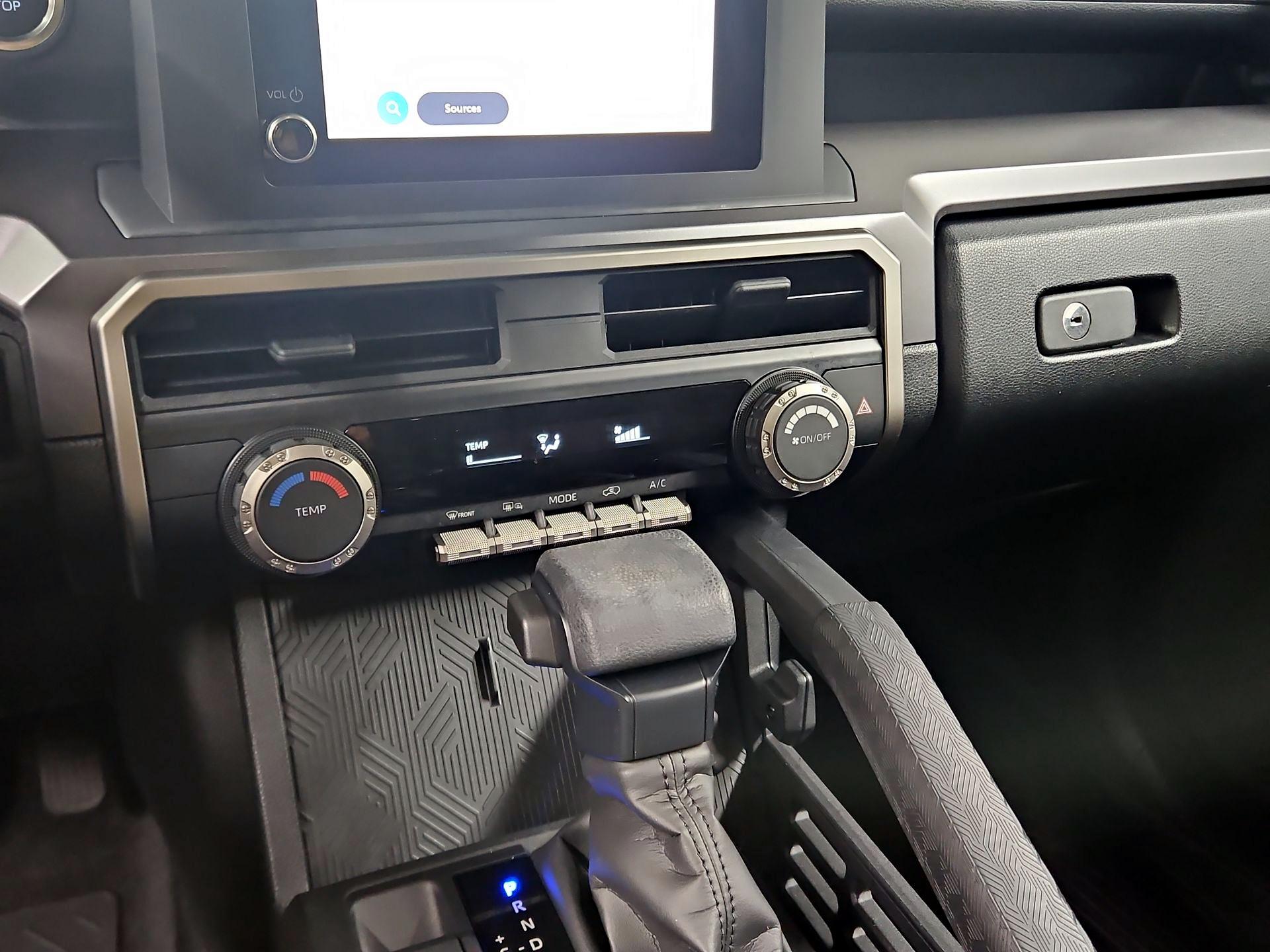 Thumbnail: 2025 Toyota 4Runner - 16