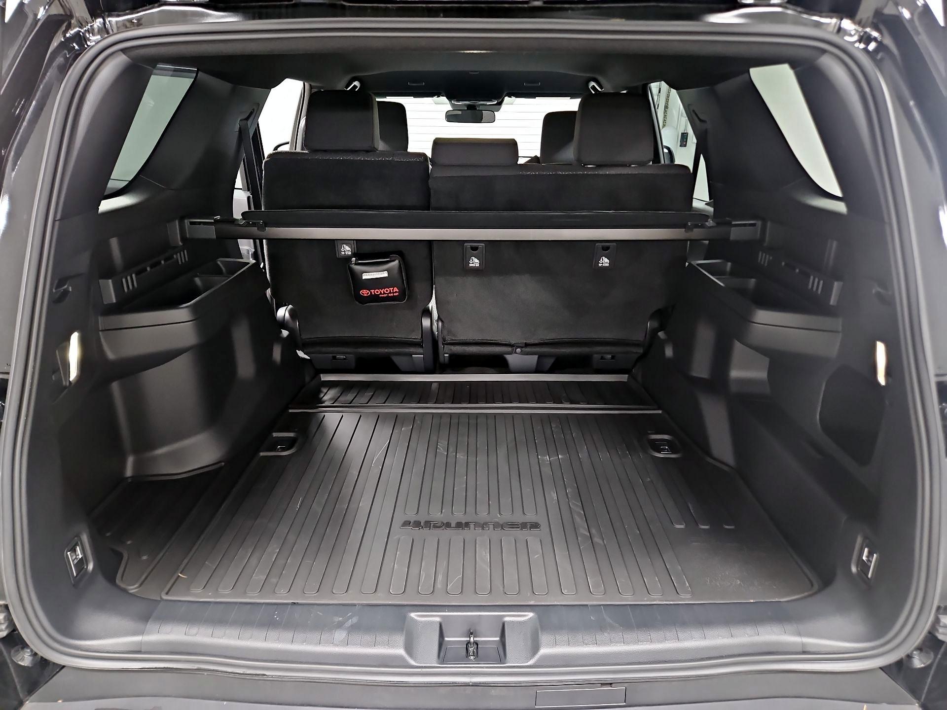 Thumbnail: 2025 Toyota 4Runner - 20