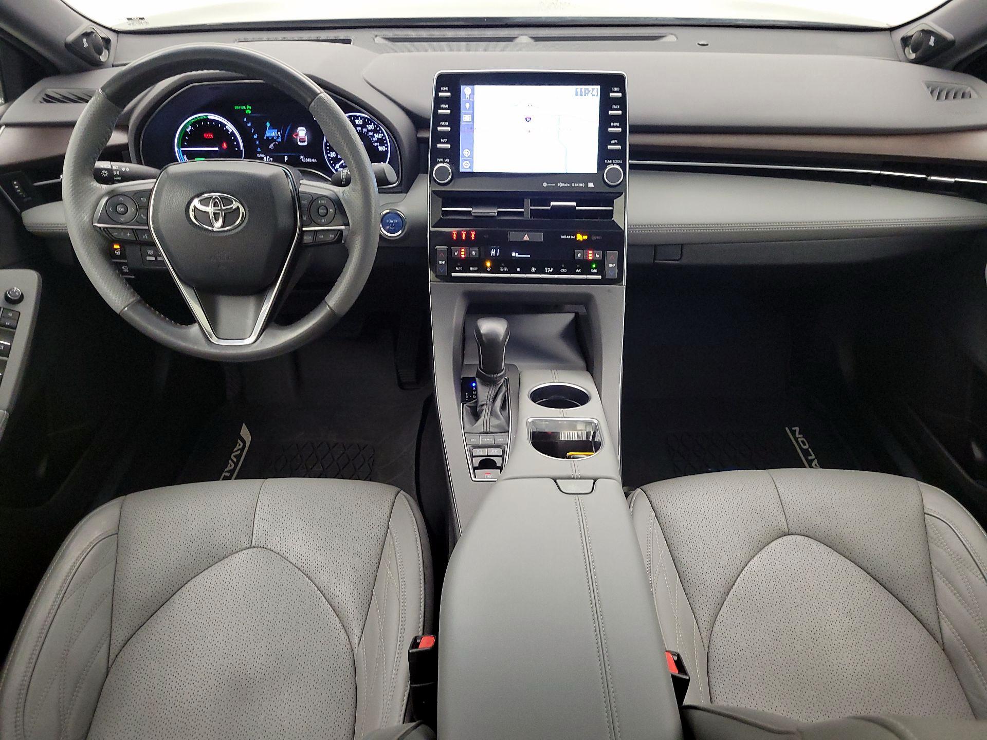 Thumbnail: 2020 Toyota Avalon - 9