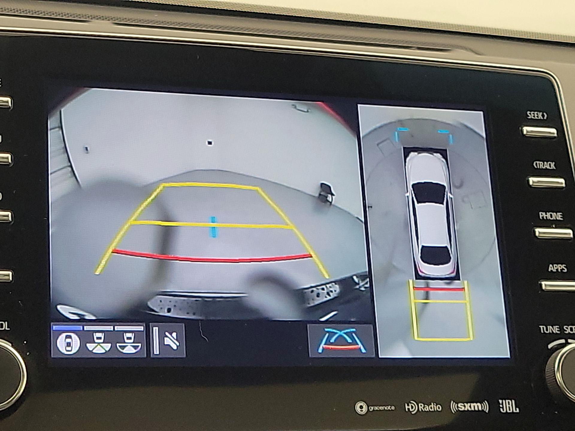 Thumbnail: 2020 Toyota Avalon - 15