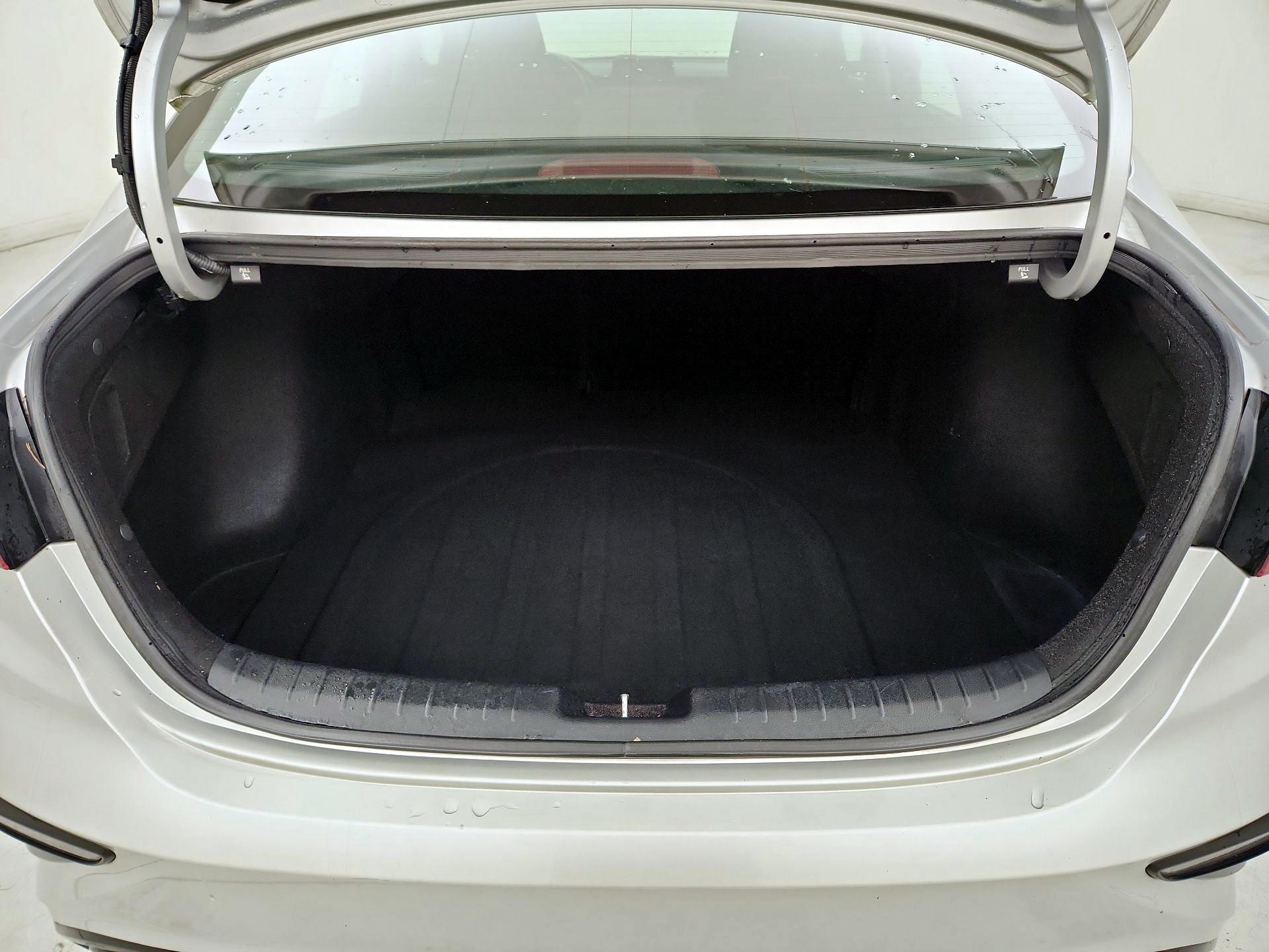 Thumbnail: 2020 Kia Forte - 20