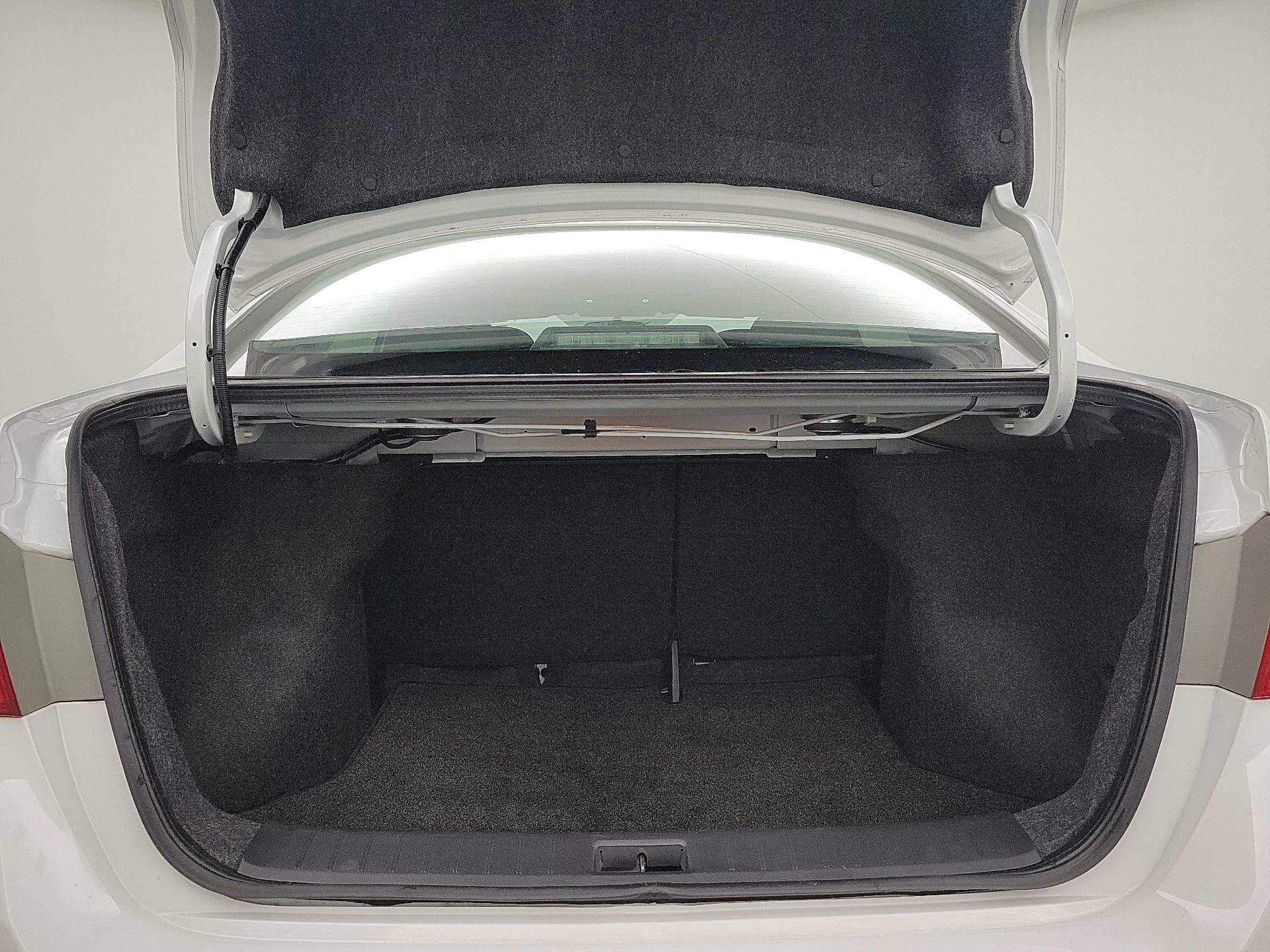 Thumbnail: 2019 Nissan Sentra - 20