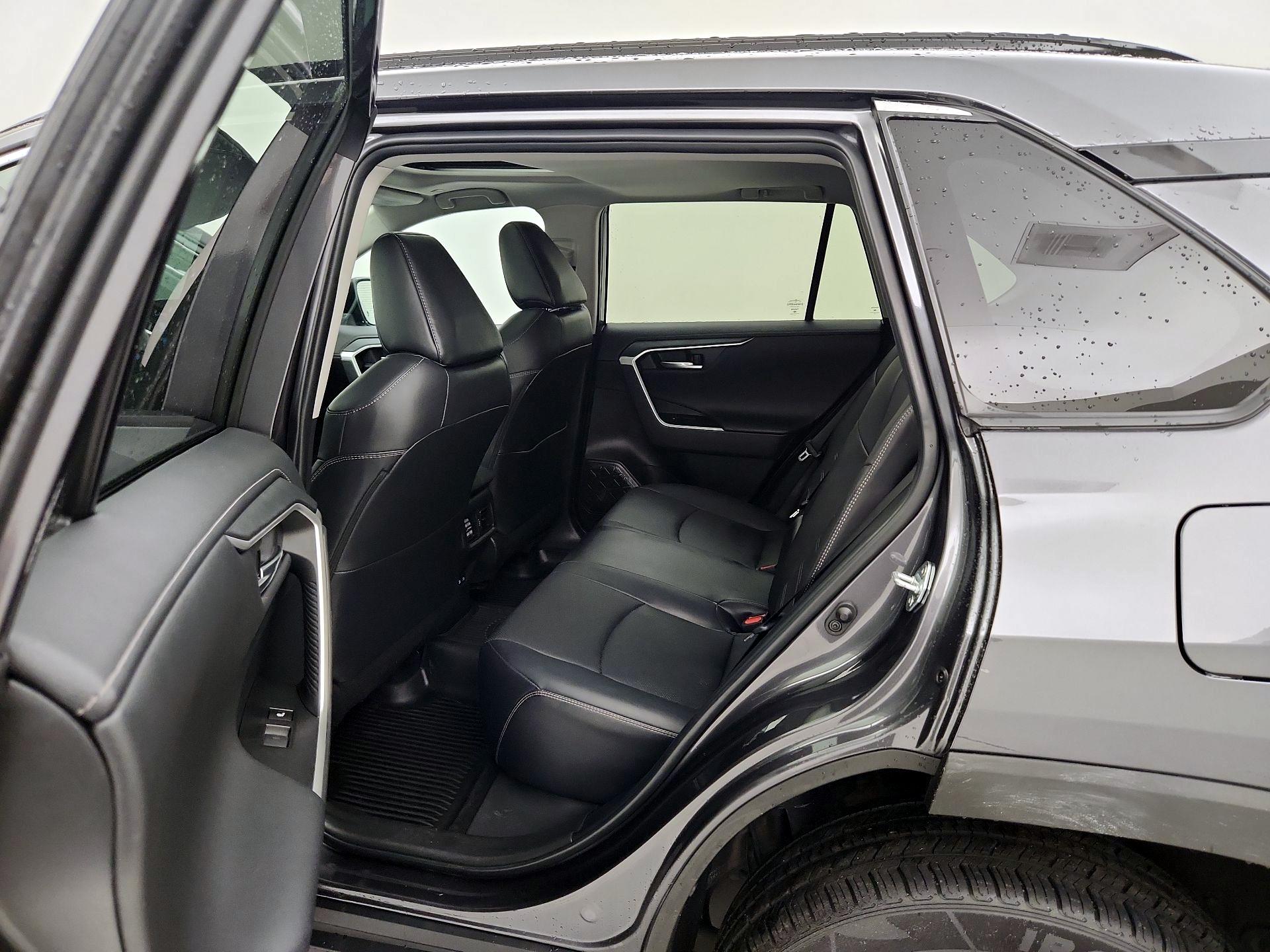 Thumbnail: 2023 Toyota RAV4 - 20