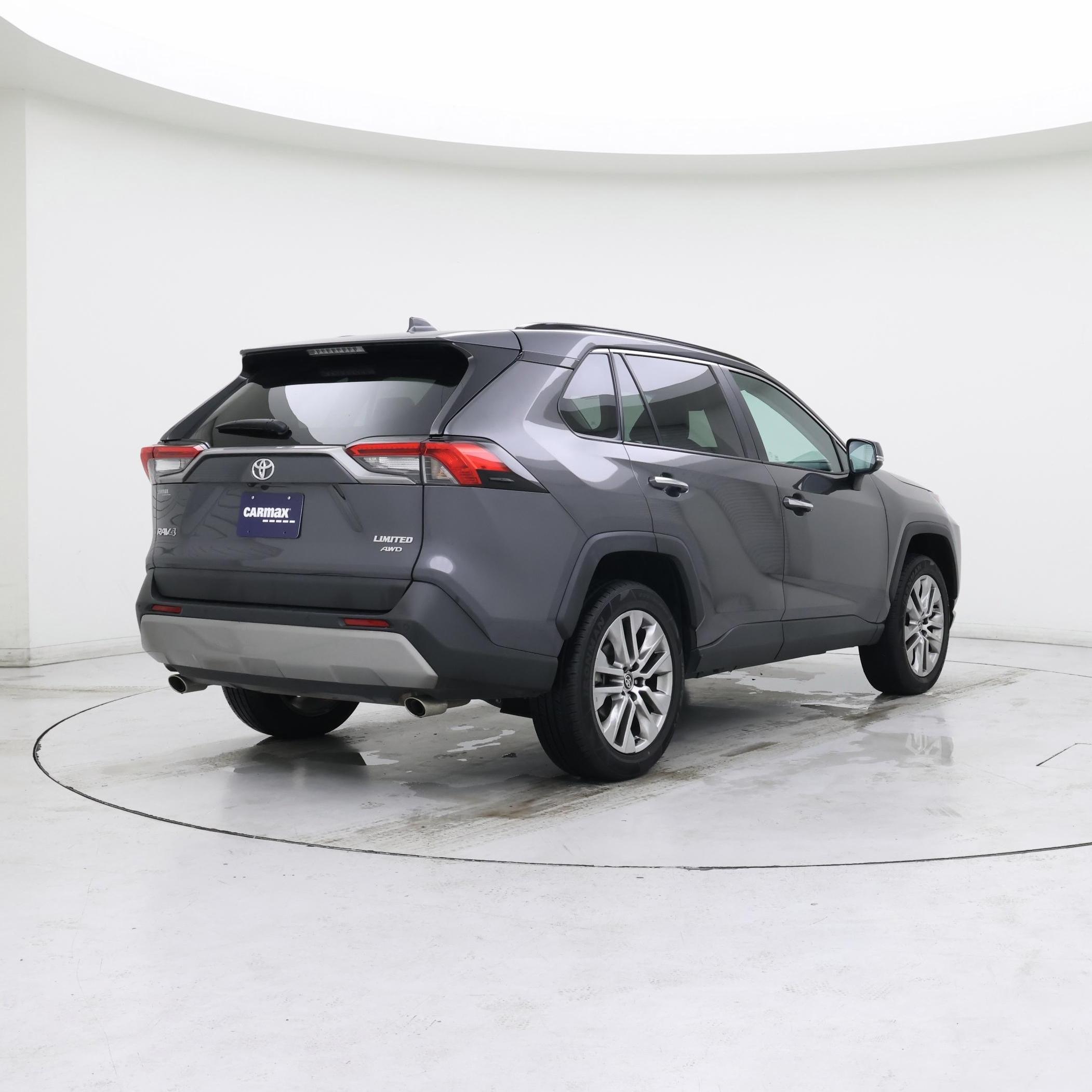 Thumbnail: 2023 Toyota RAV4 - 8