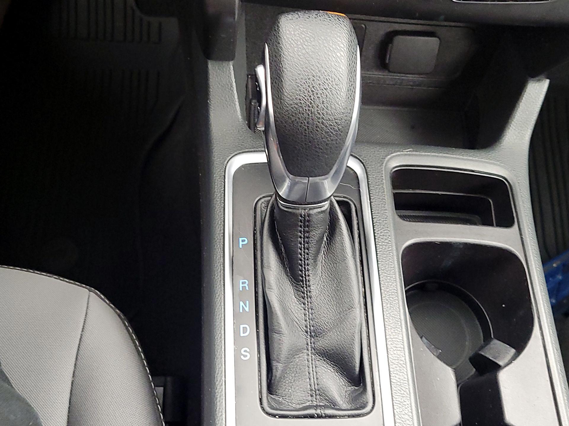 Thumbnail: 2017 Ford Escape - 17