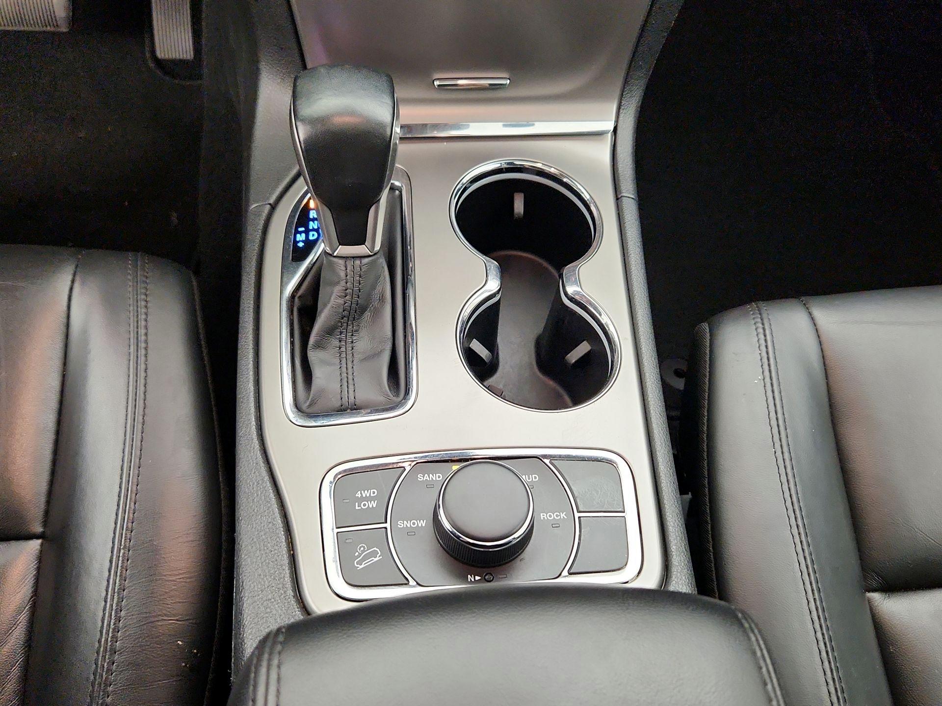 Thumbnail: 2021 Jeep Grand Cherokee - 18