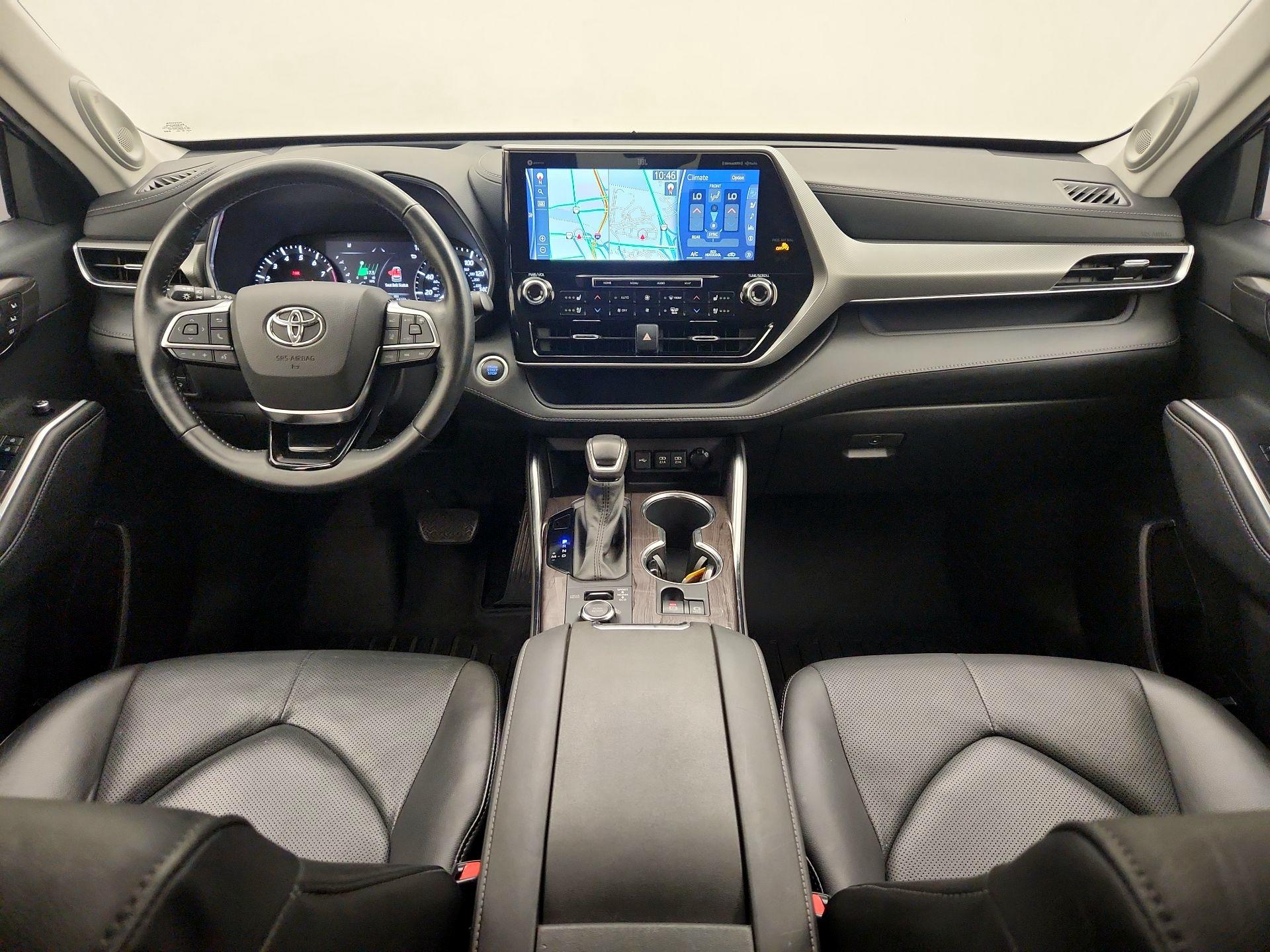 Thumbnail: 2021 Toyota Highlander - 9