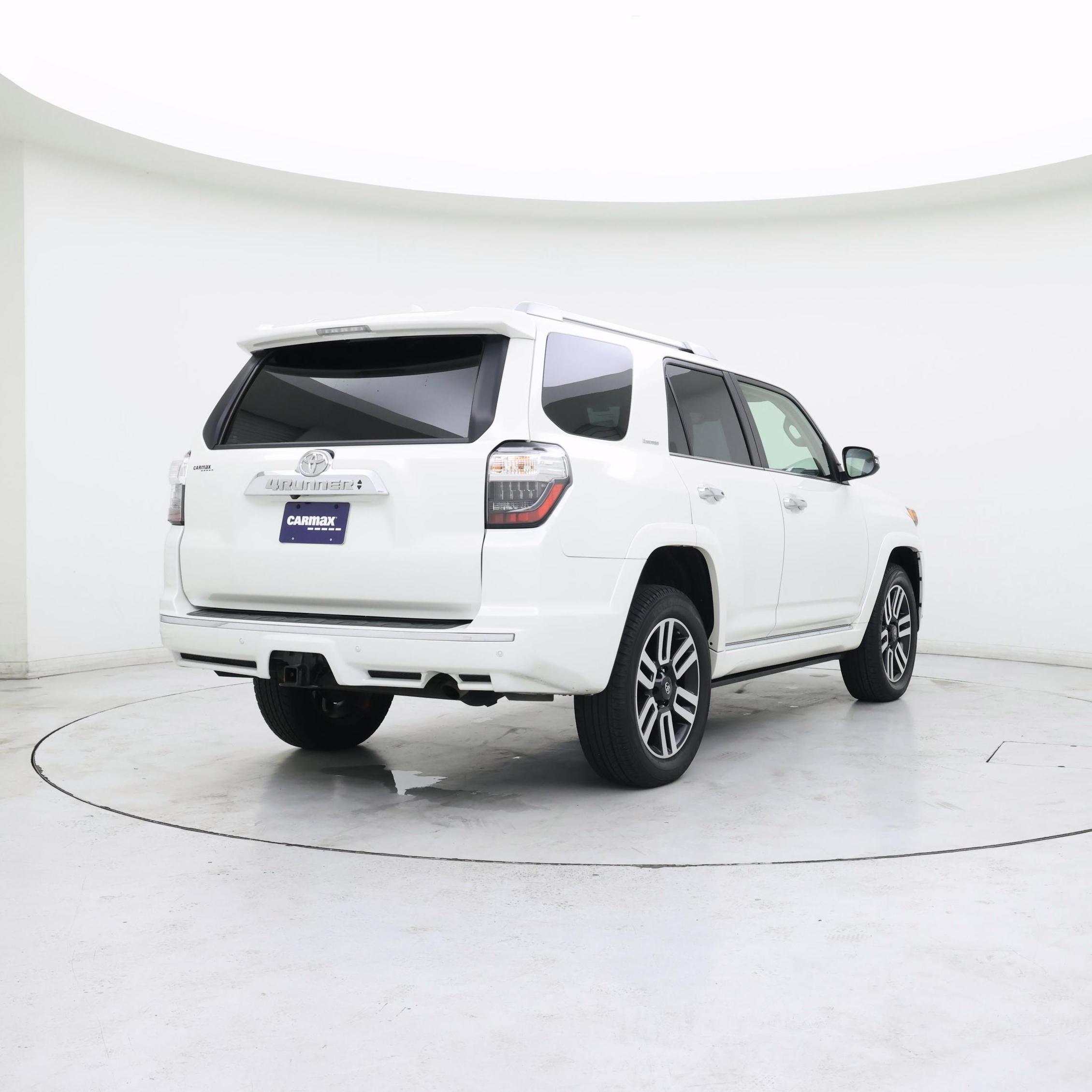 Thumbnail: 2023 Toyota 4Runner - 8