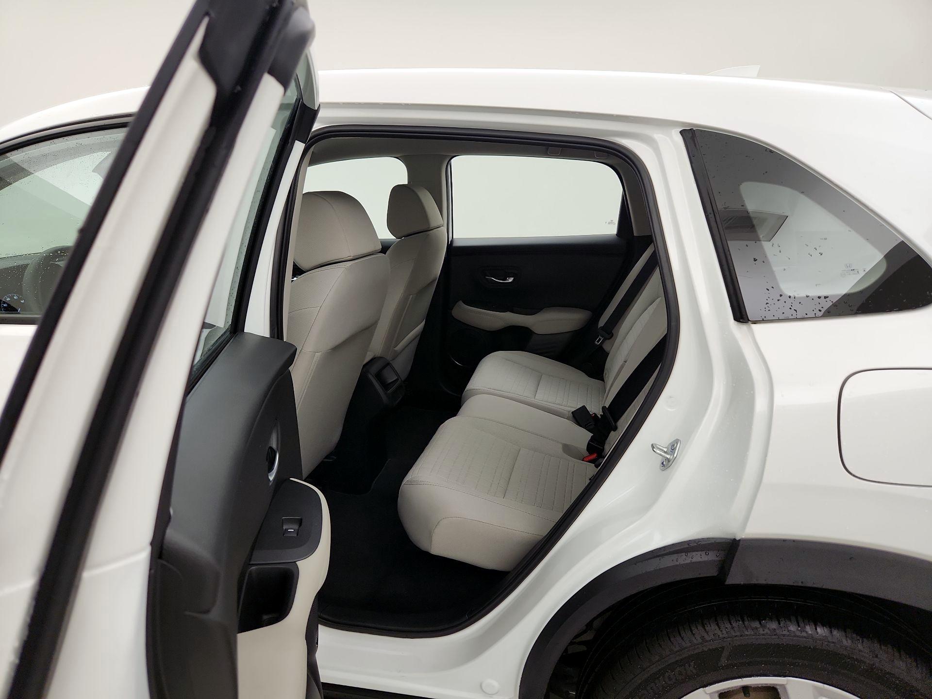 Thumbnail: 2025 Honda HR-V - 18