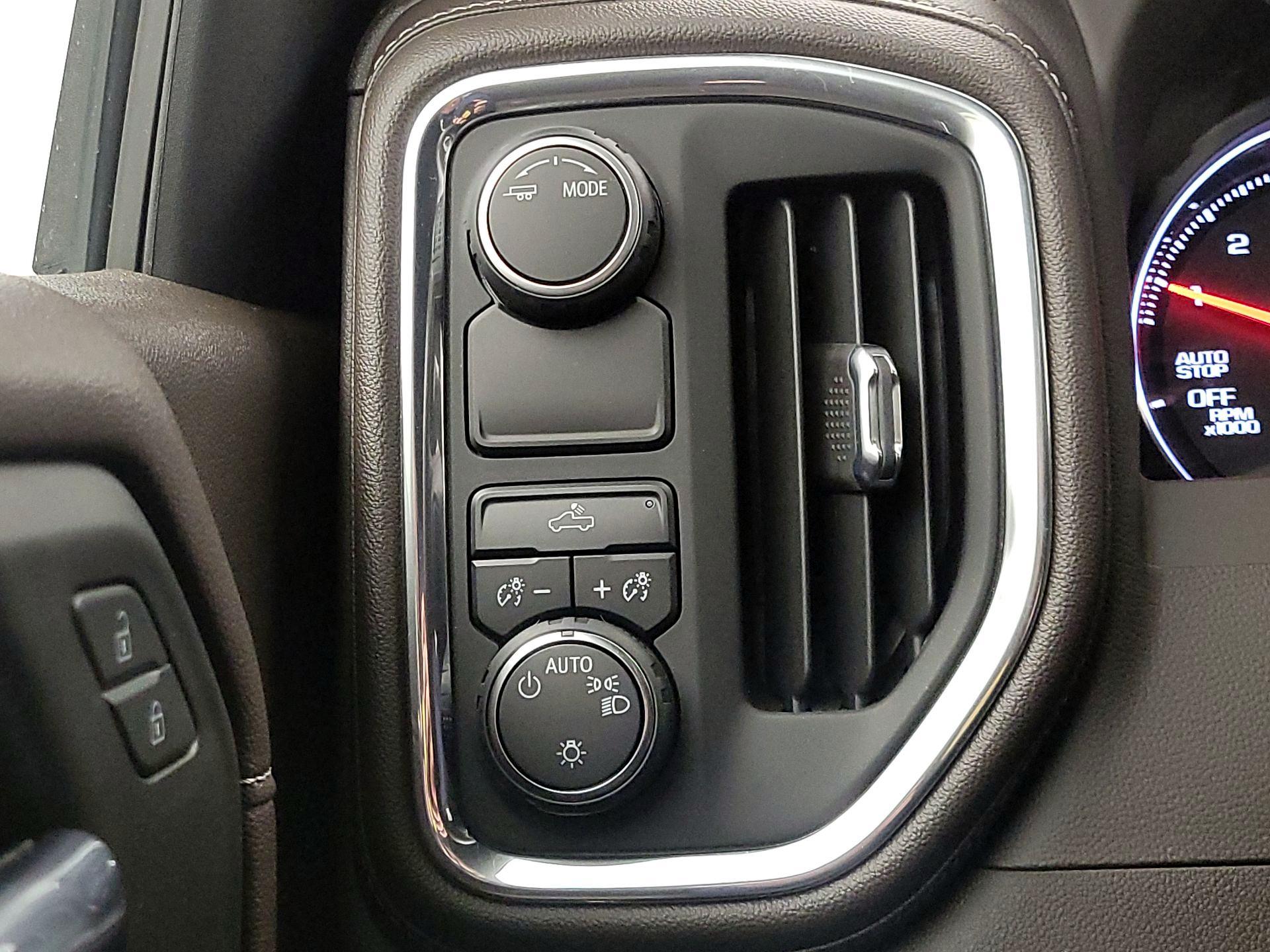 Thumbnail: 2022 Chevrolet Silverado 1500 - 13