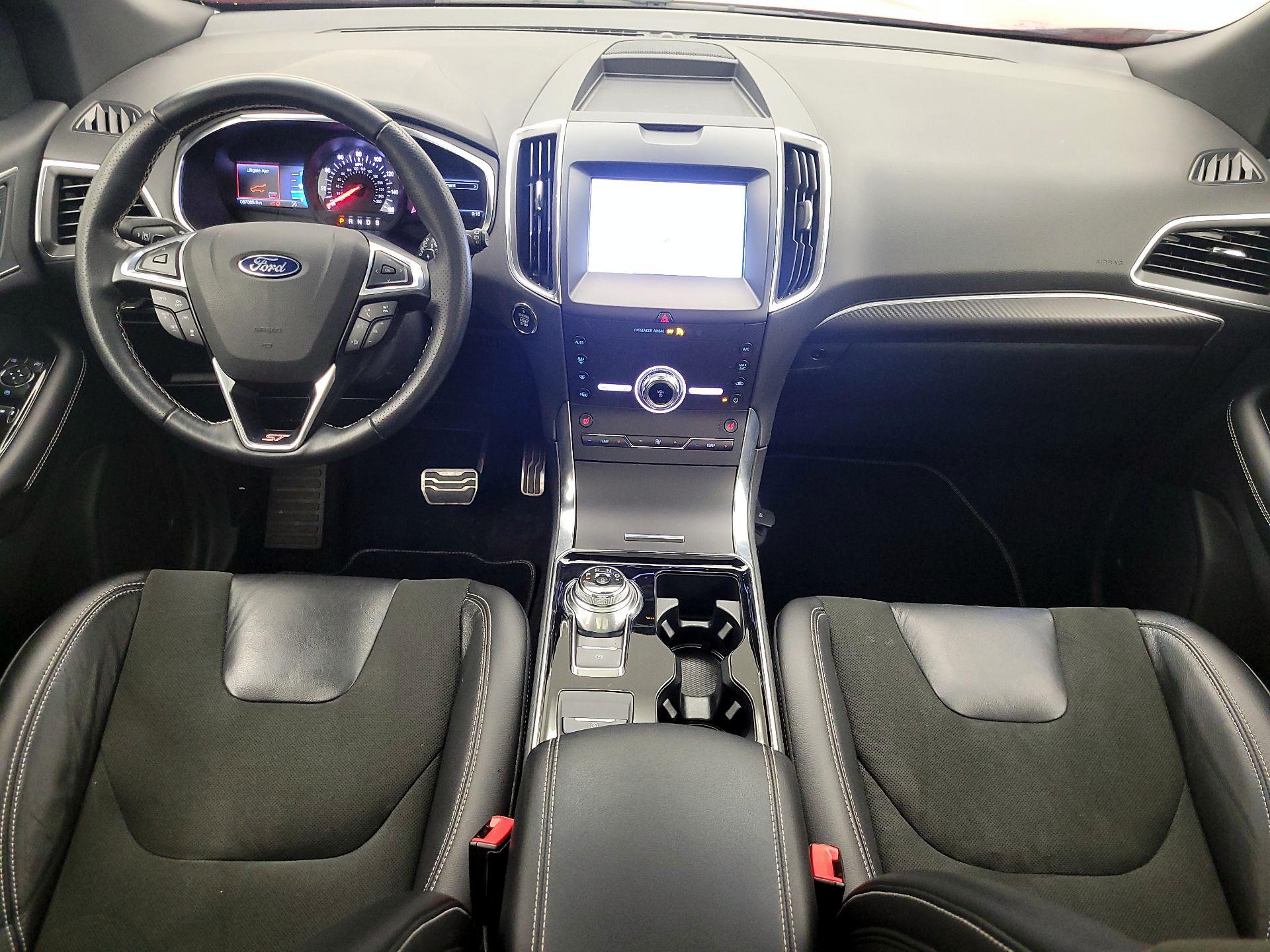 Thumbnail: 2020 Ford Edge - 9