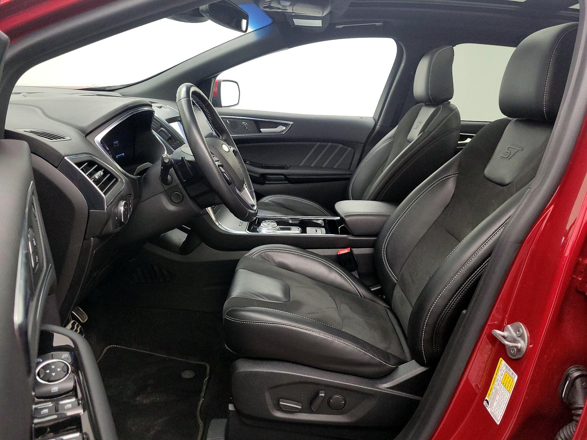 Thumbnail: 2020 Ford Edge - 11