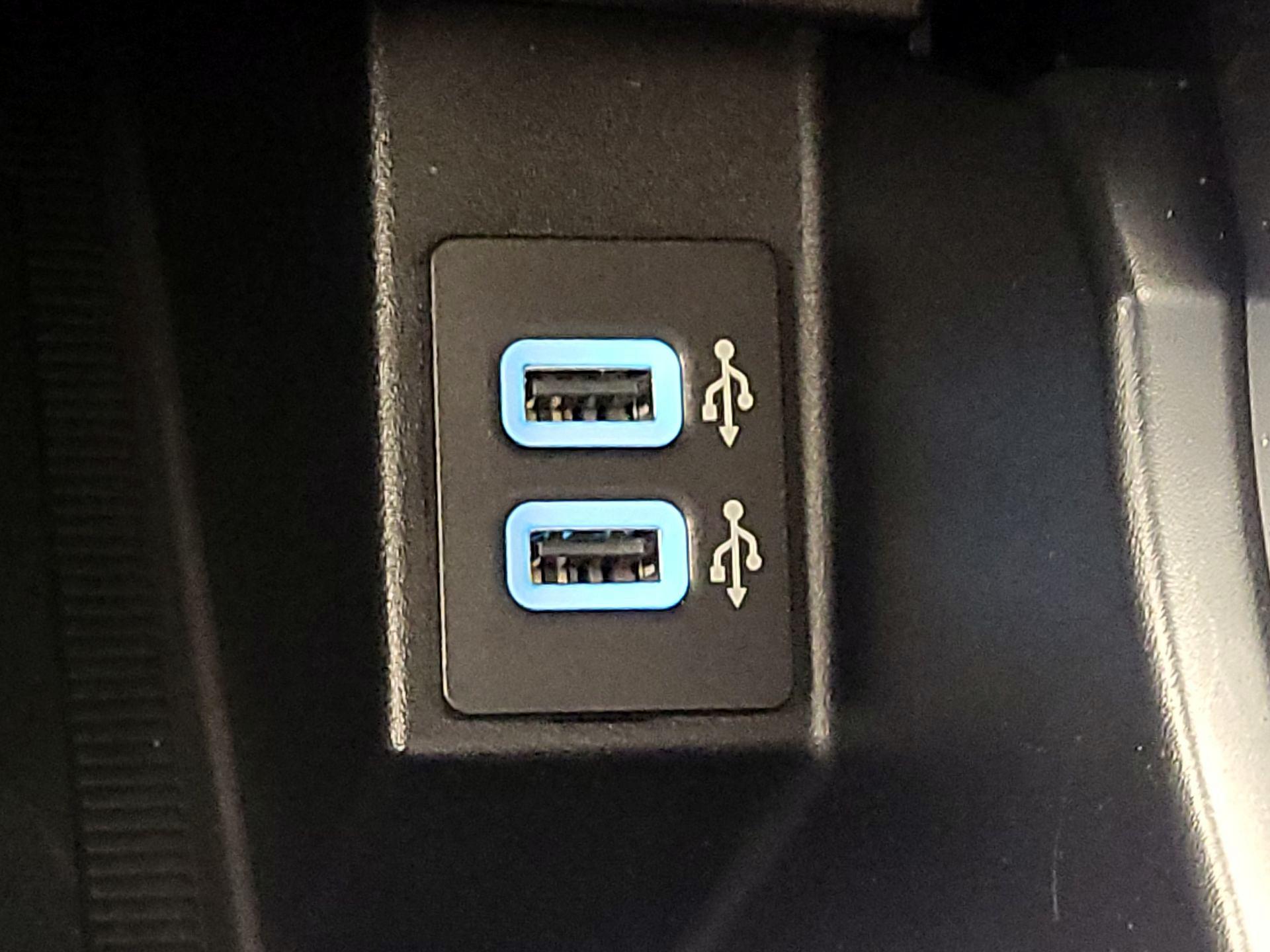 Thumbnail: 2020 Ford Edge - 19