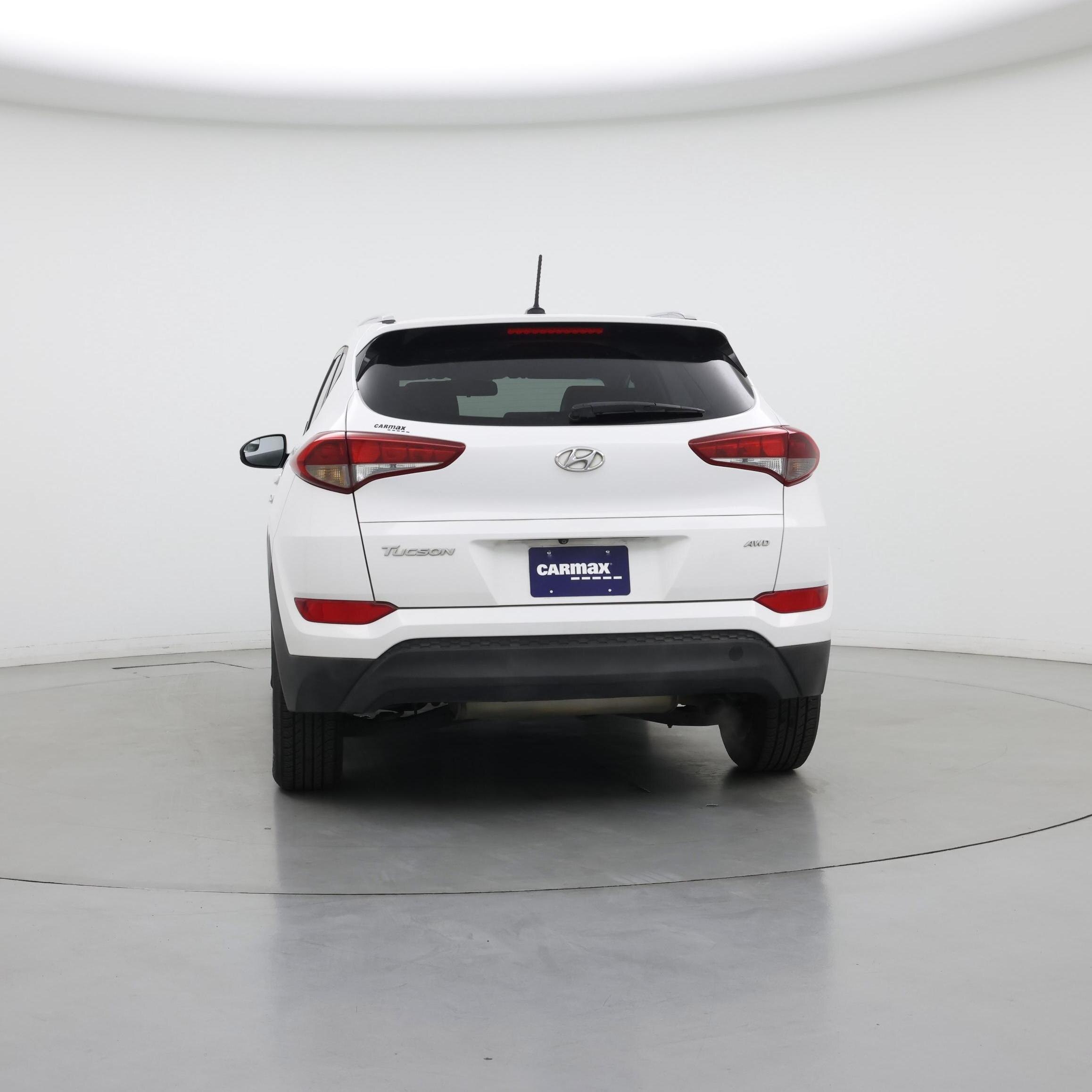 Thumbnail: 2016 Hyundai Tucson - 6