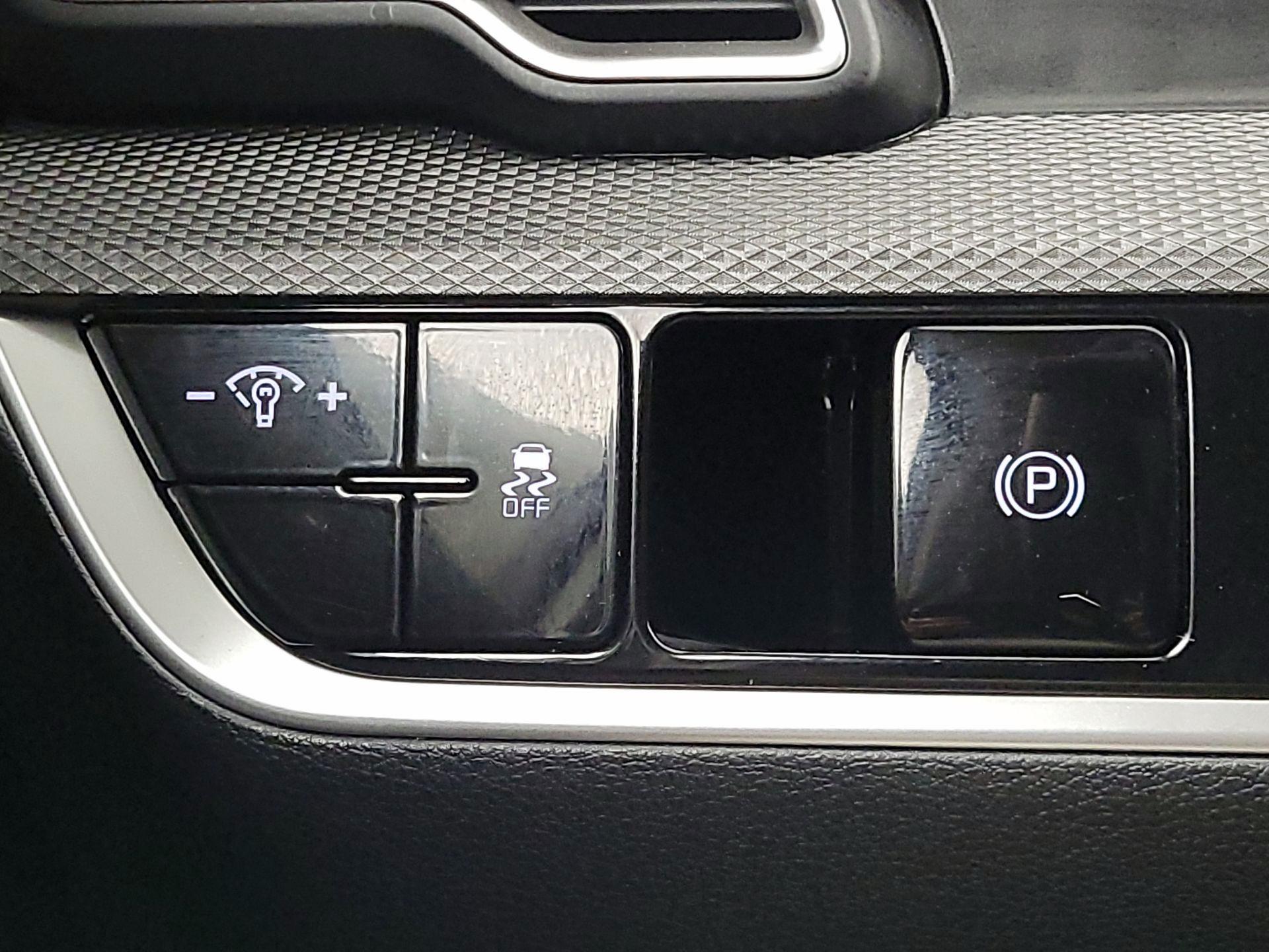 Thumbnail: 2024 Kia Sportage - 13