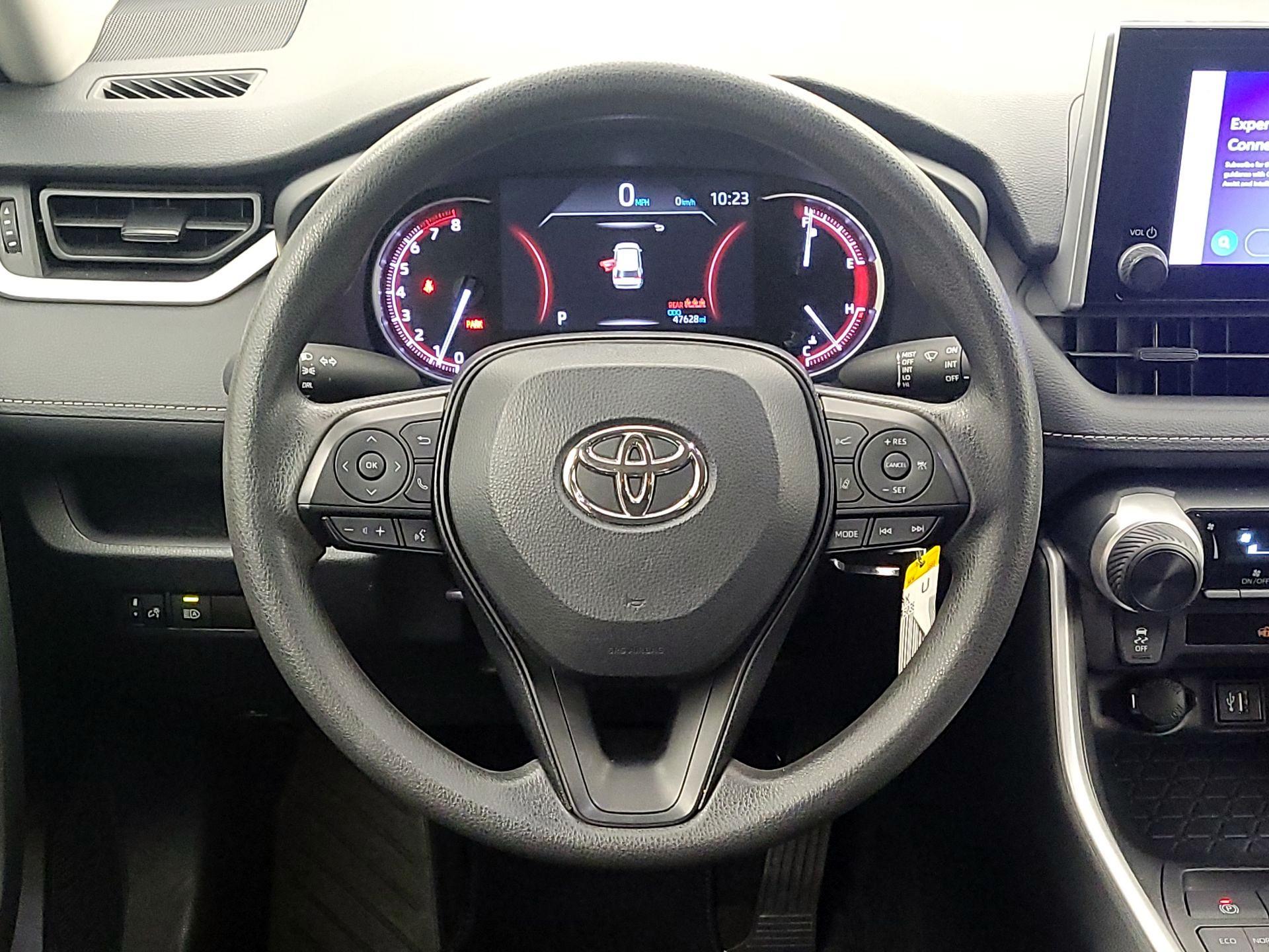 Thumbnail: 2024 Toyota RAV4 - 10