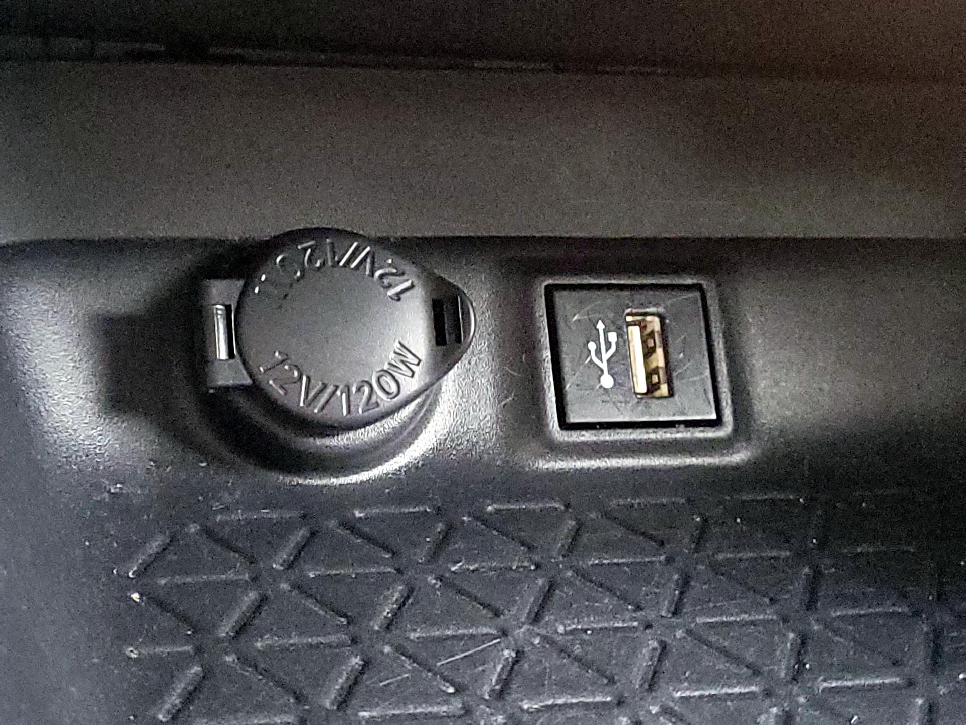 Thumbnail: 2024 Toyota RAV4 - 19