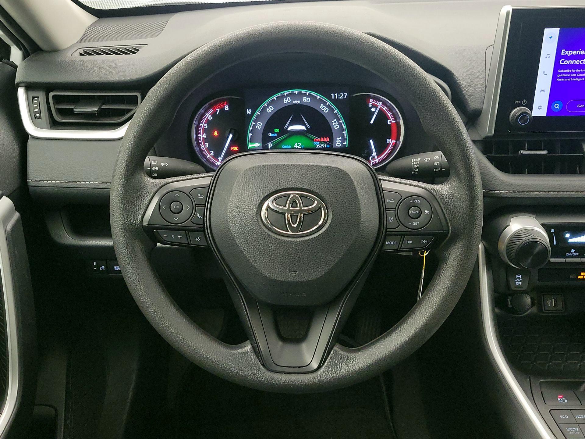 Thumbnail: 2024 Toyota RAV4 - 10