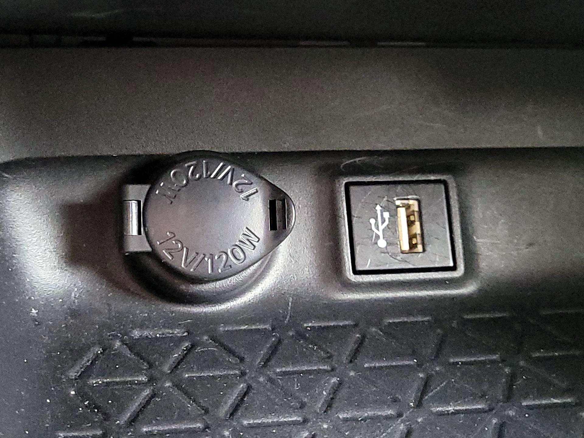 Thumbnail: 2024 Toyota RAV4 - 19