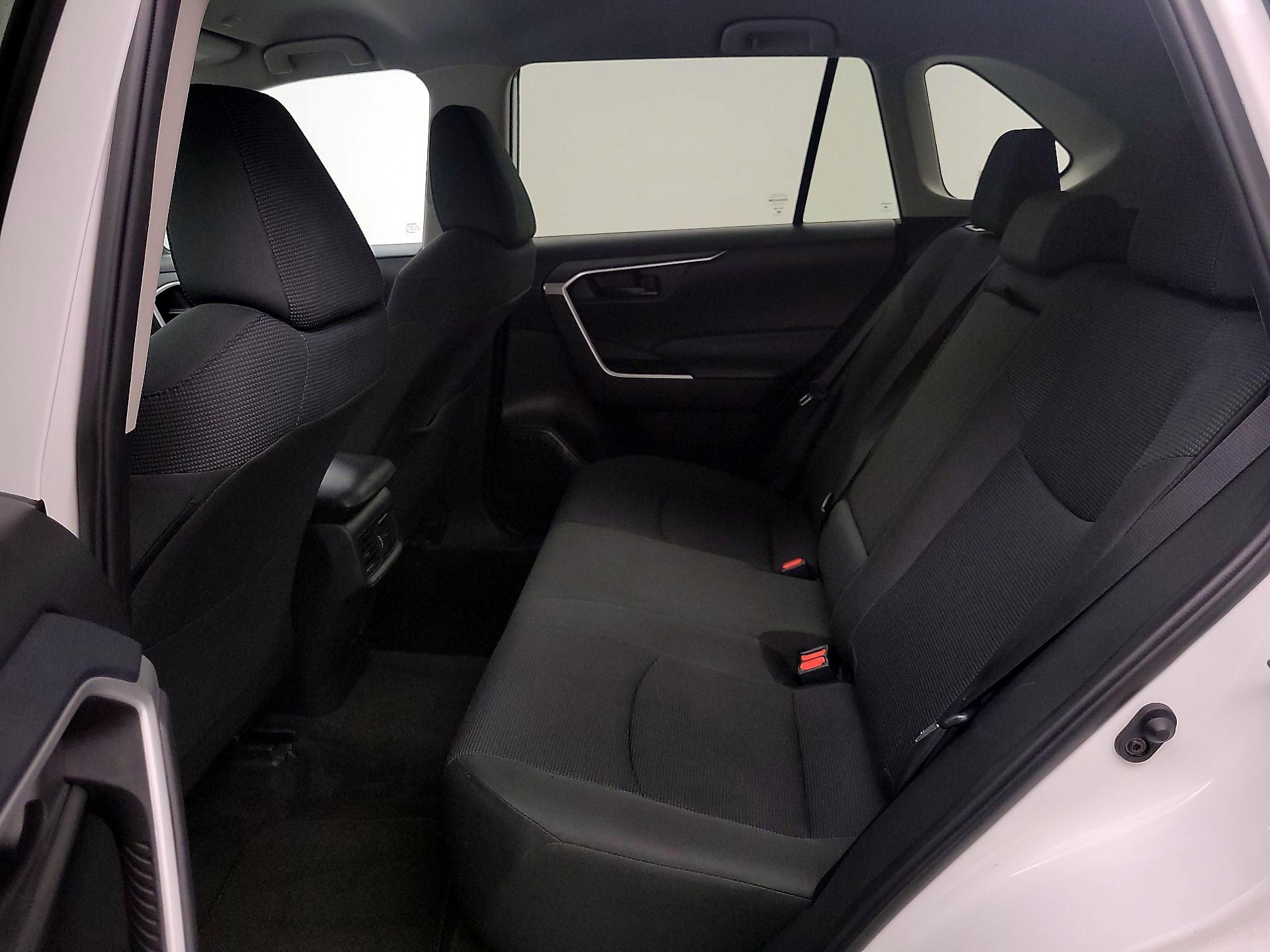 Thumbnail: 2024 Toyota RAV4 - 20