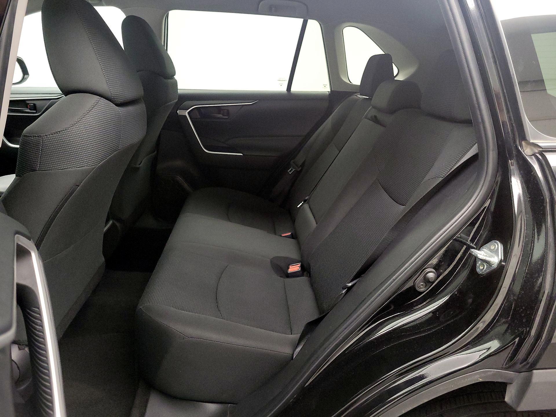 Thumbnail: 2024 Toyota RAV4 - 20