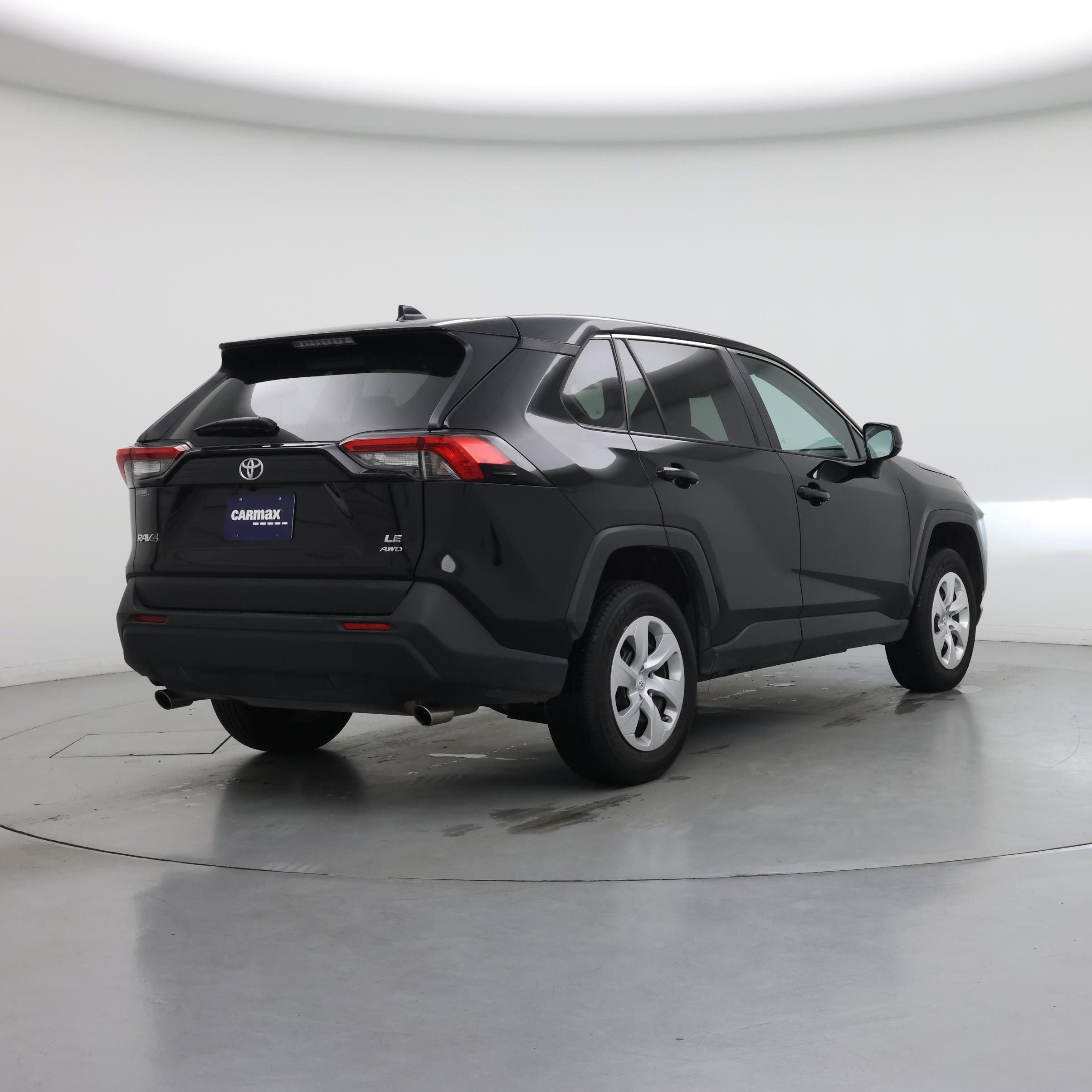 Thumbnail: 2024 Toyota RAV4 - 8