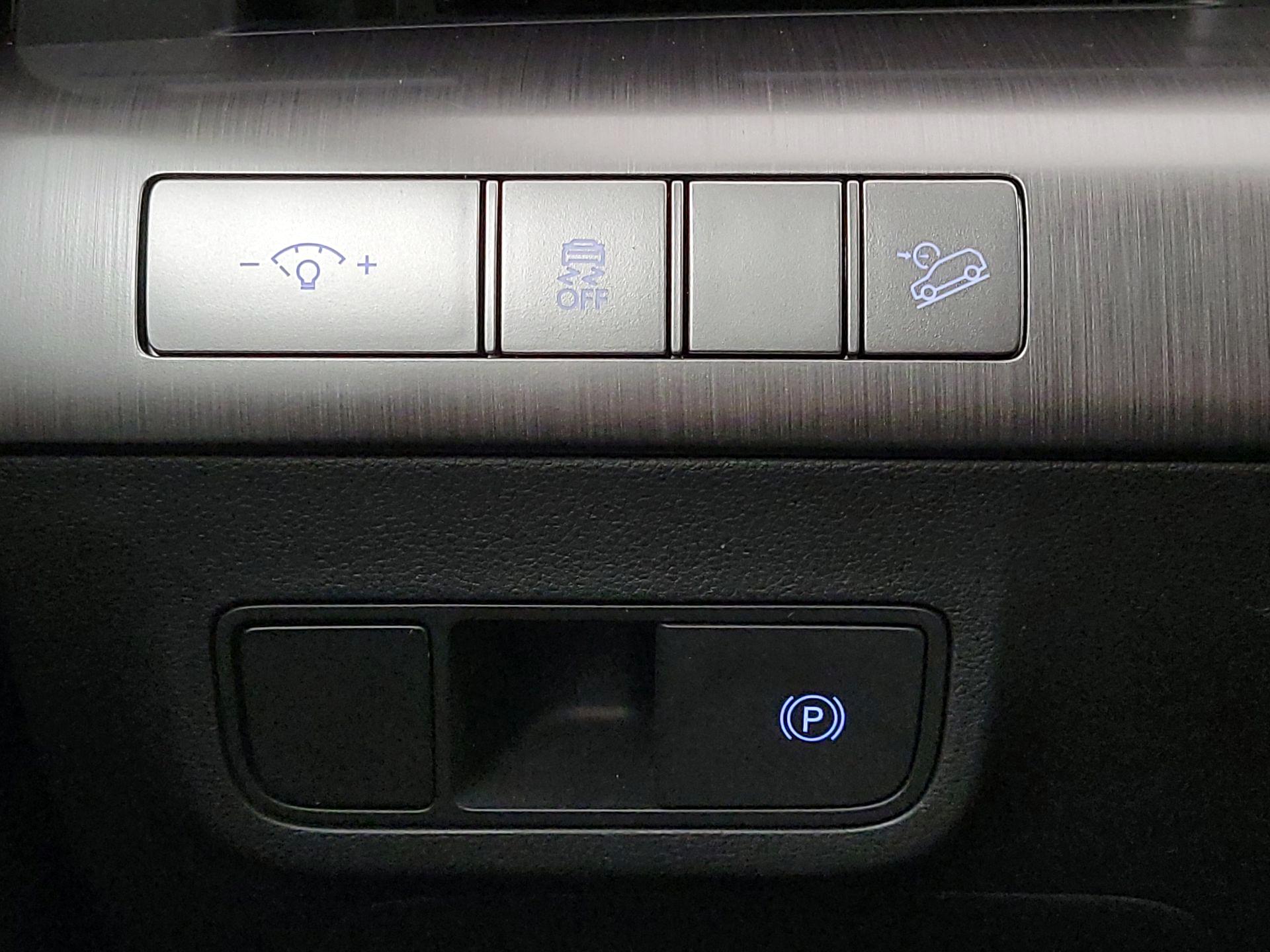 Thumbnail: 2025 Hyundai Kona - 13