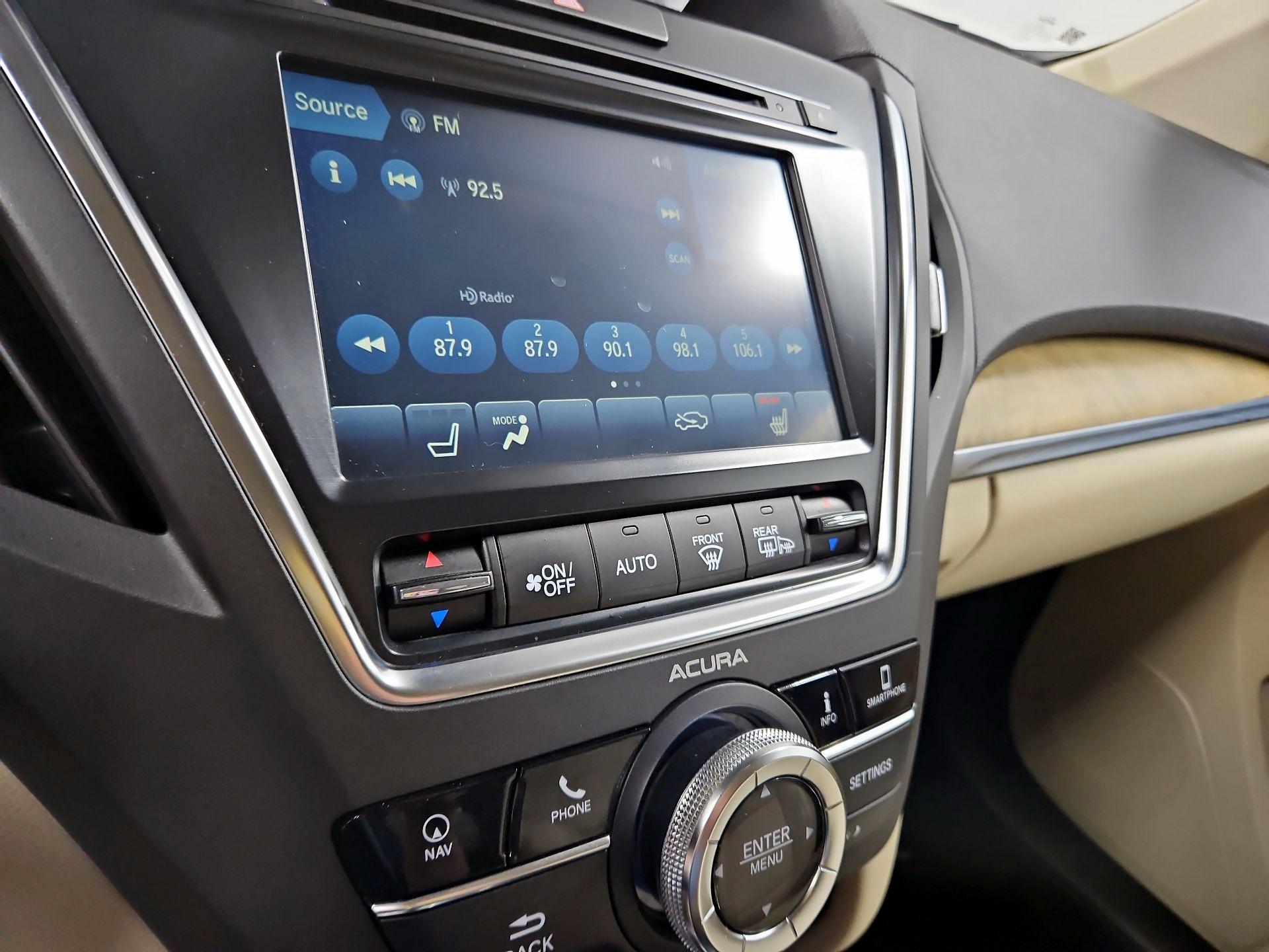 Thumbnail: 2019 Acura MDX - 17