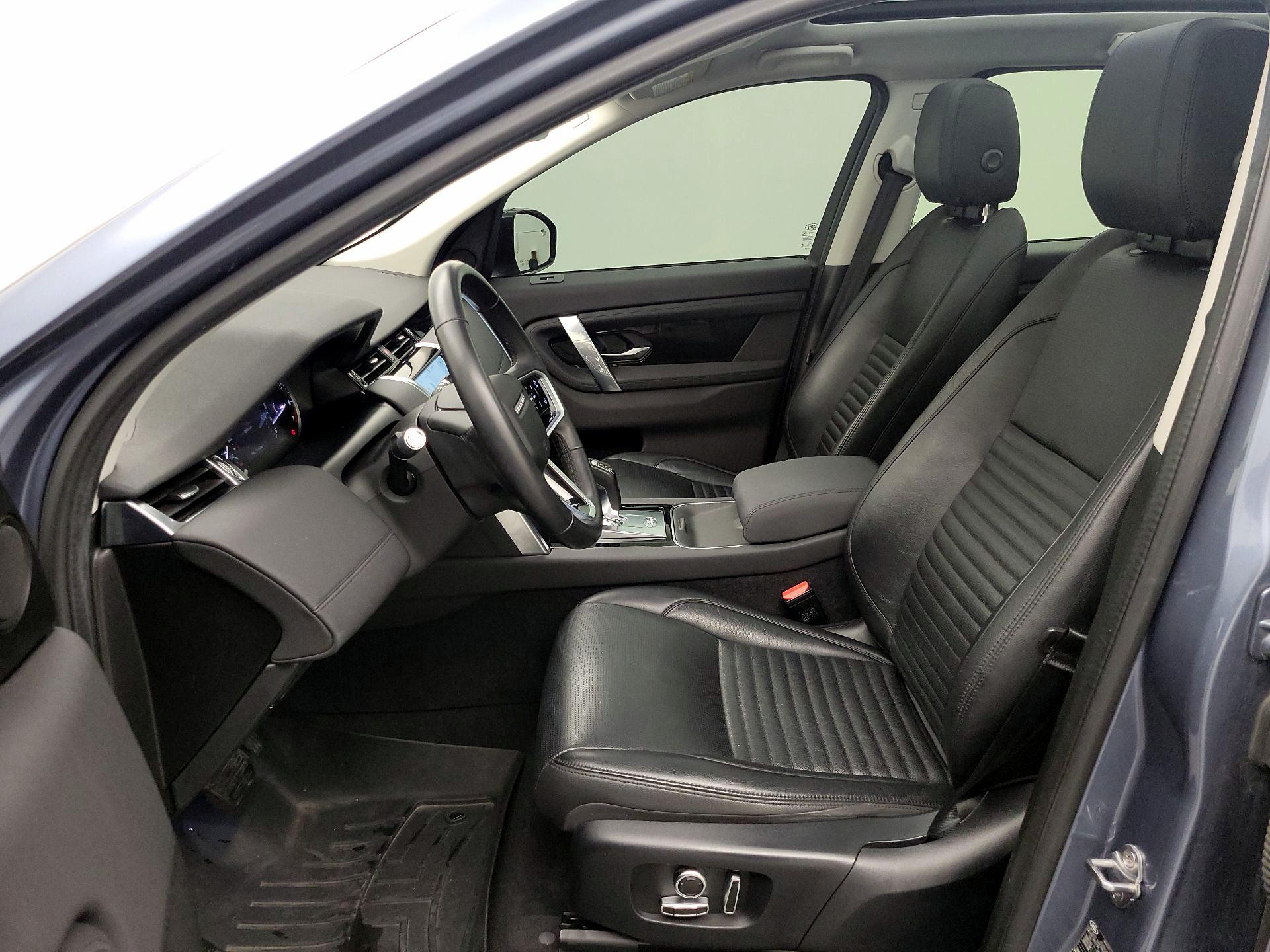 Thumbnail: 2021 Land Rover Discovery Sport - 11