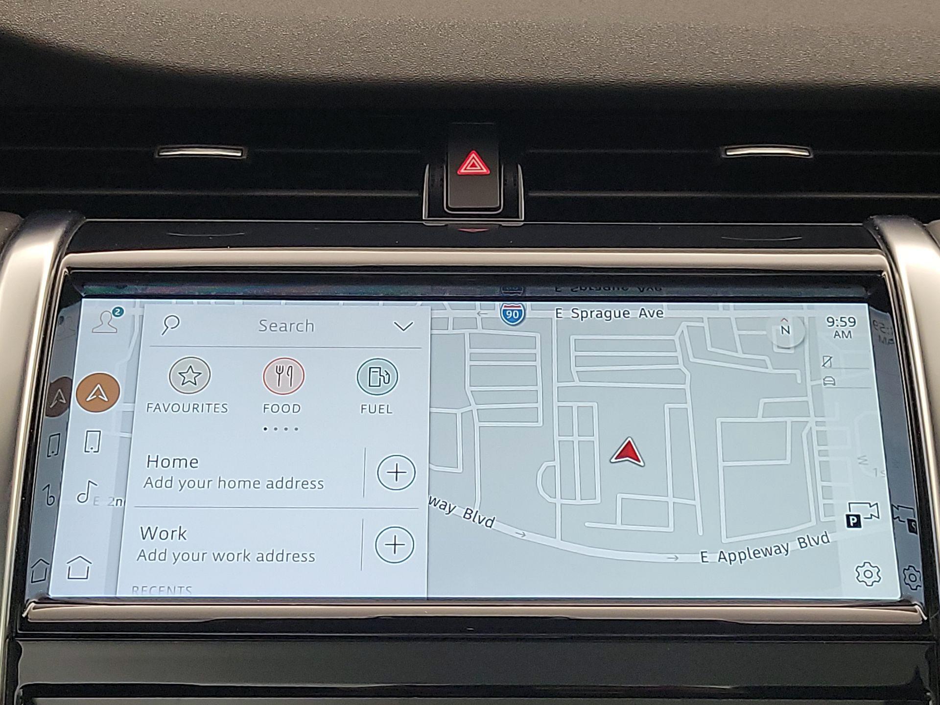 Thumbnail: 2021 Land Rover Discovery Sport - 14