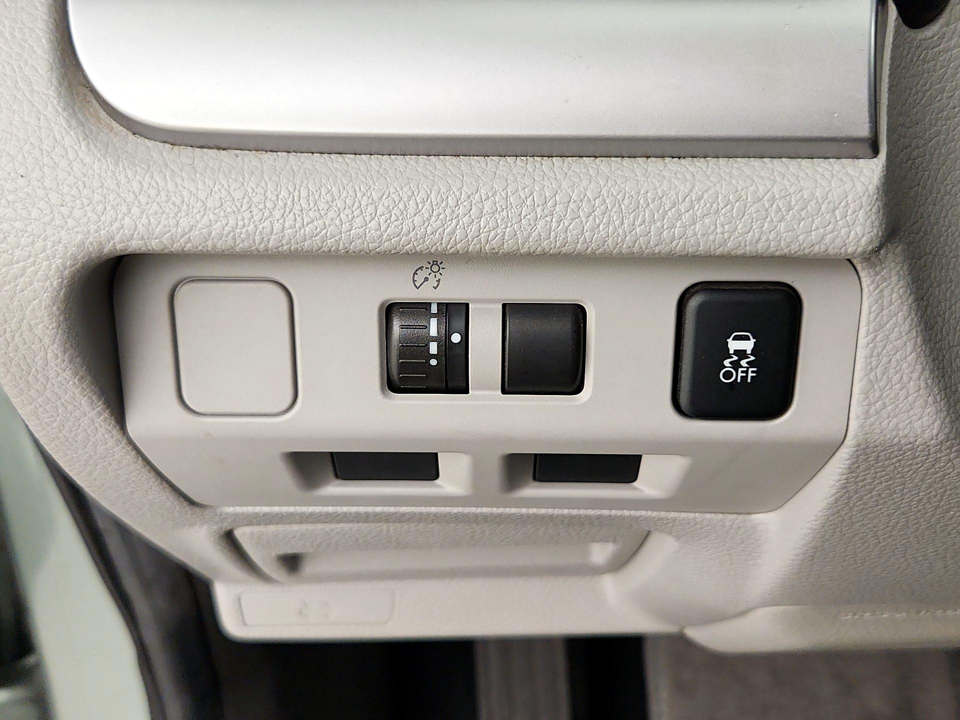 Thumbnail: 2014 Subaru Forester - 13