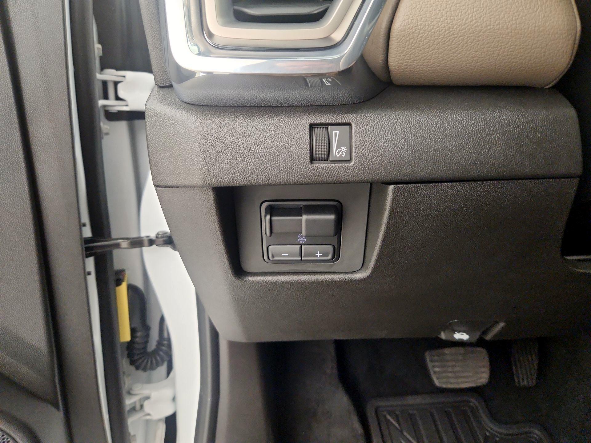 Thumbnail: 2024 GMC Canyon - 13