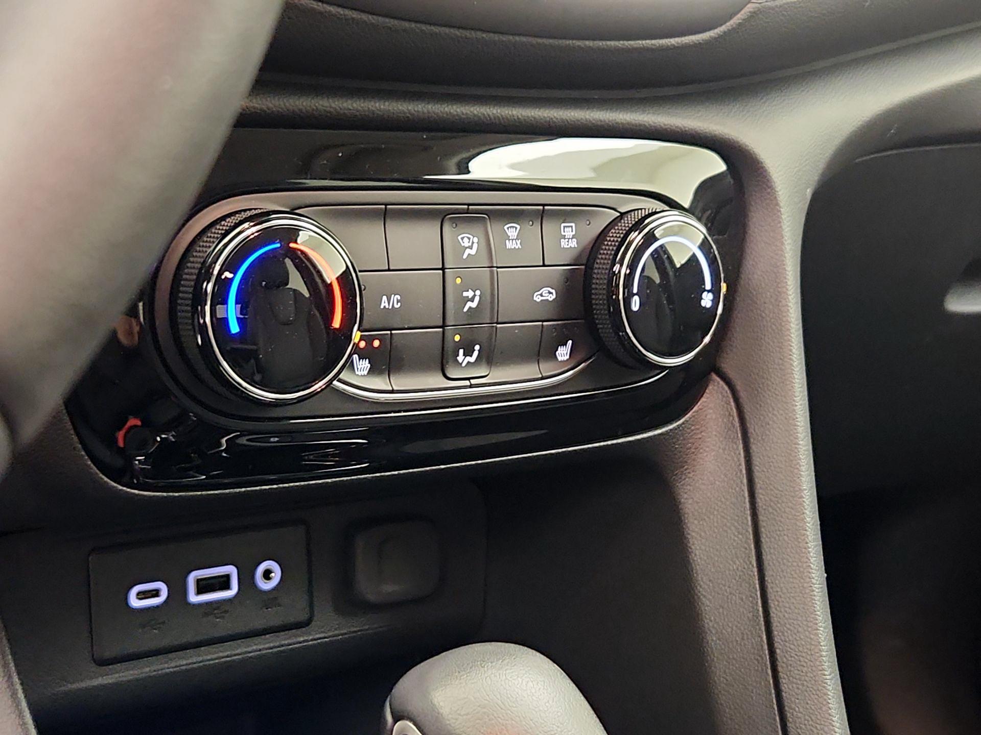 Thumbnail: 2023 Buick Encore GX - 16