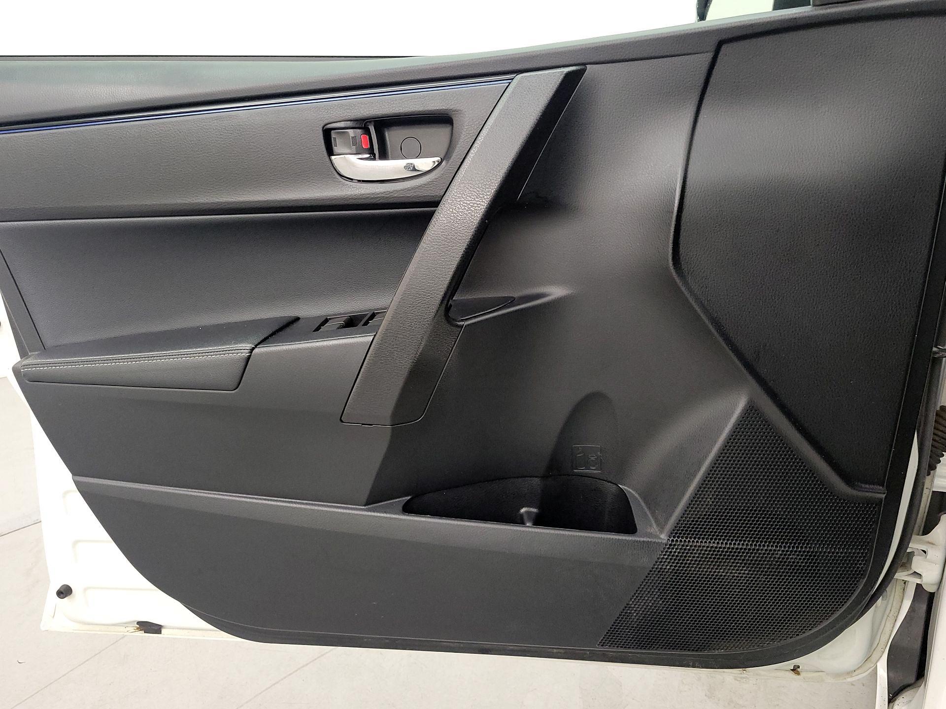 Thumbnail: 2019 Toyota Corolla - 12