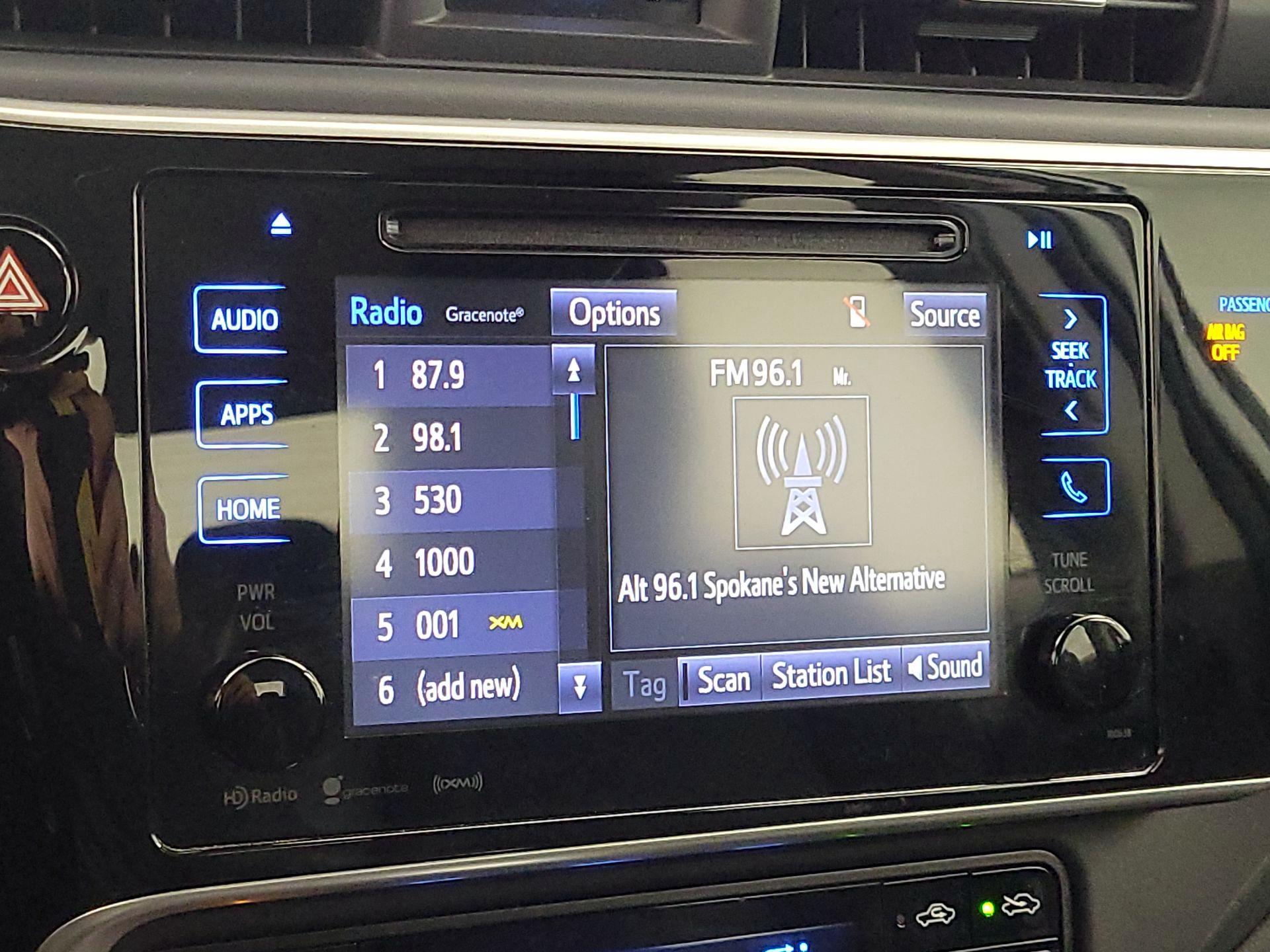 Thumbnail: 2019 Toyota Corolla - 15