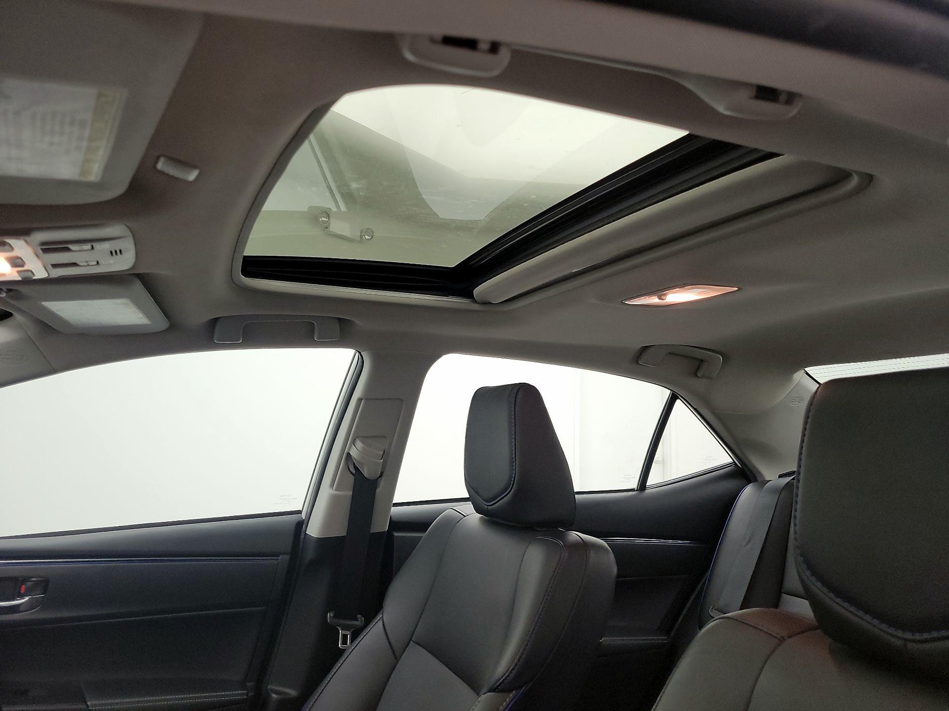 Thumbnail: 2019 Toyota Corolla - 19