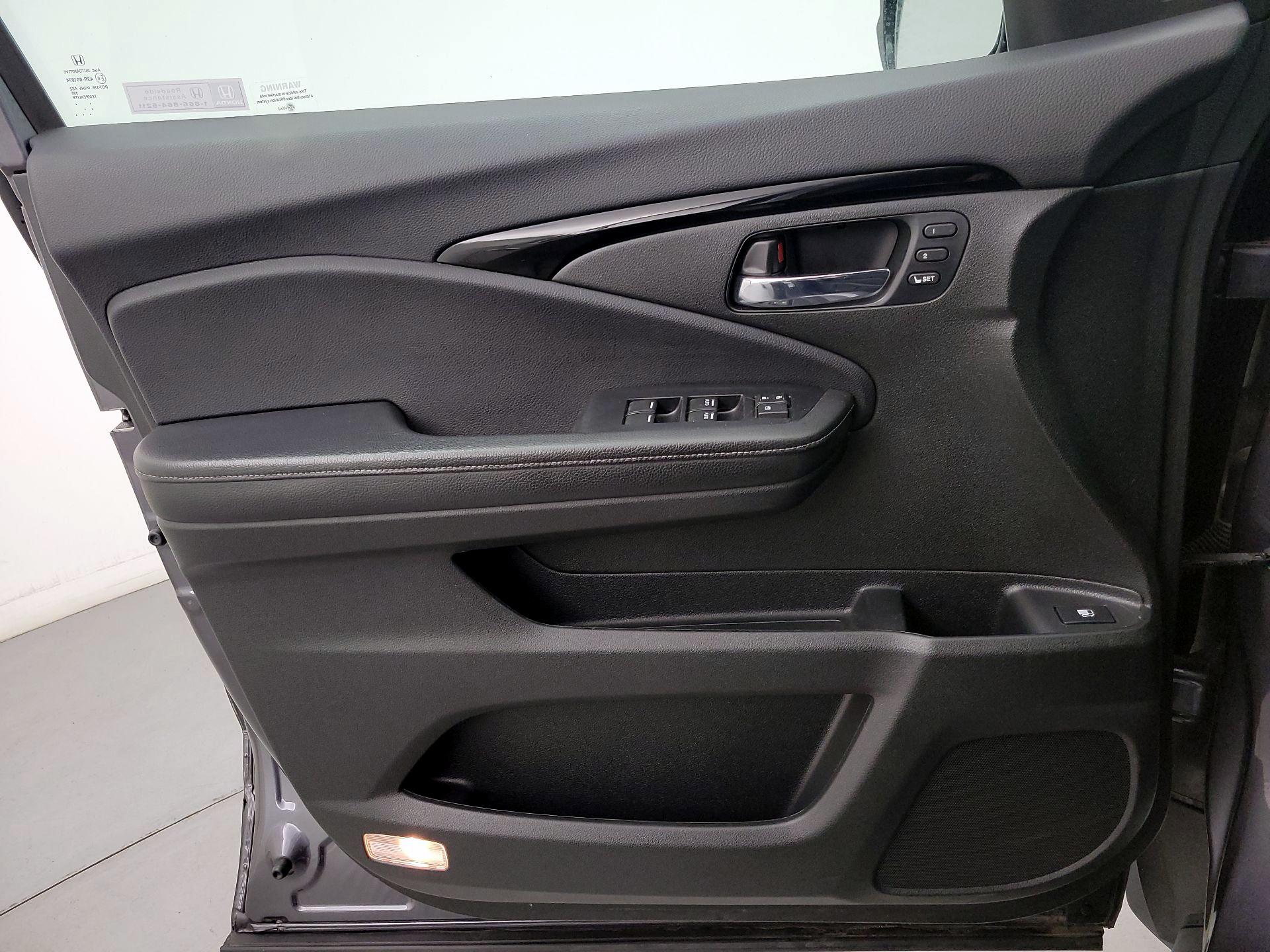 Thumbnail: 2020 Honda Ridgeline - 12