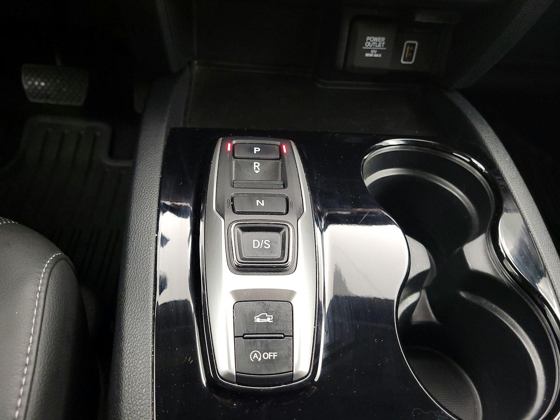 Thumbnail: 2020 Honda Ridgeline - 18