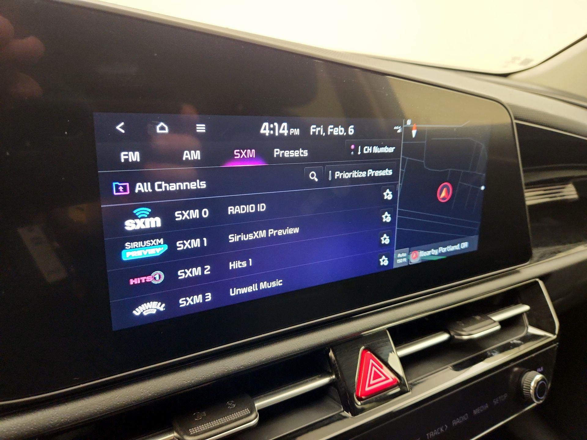 Thumbnail: 2025 Kia Niro - 16