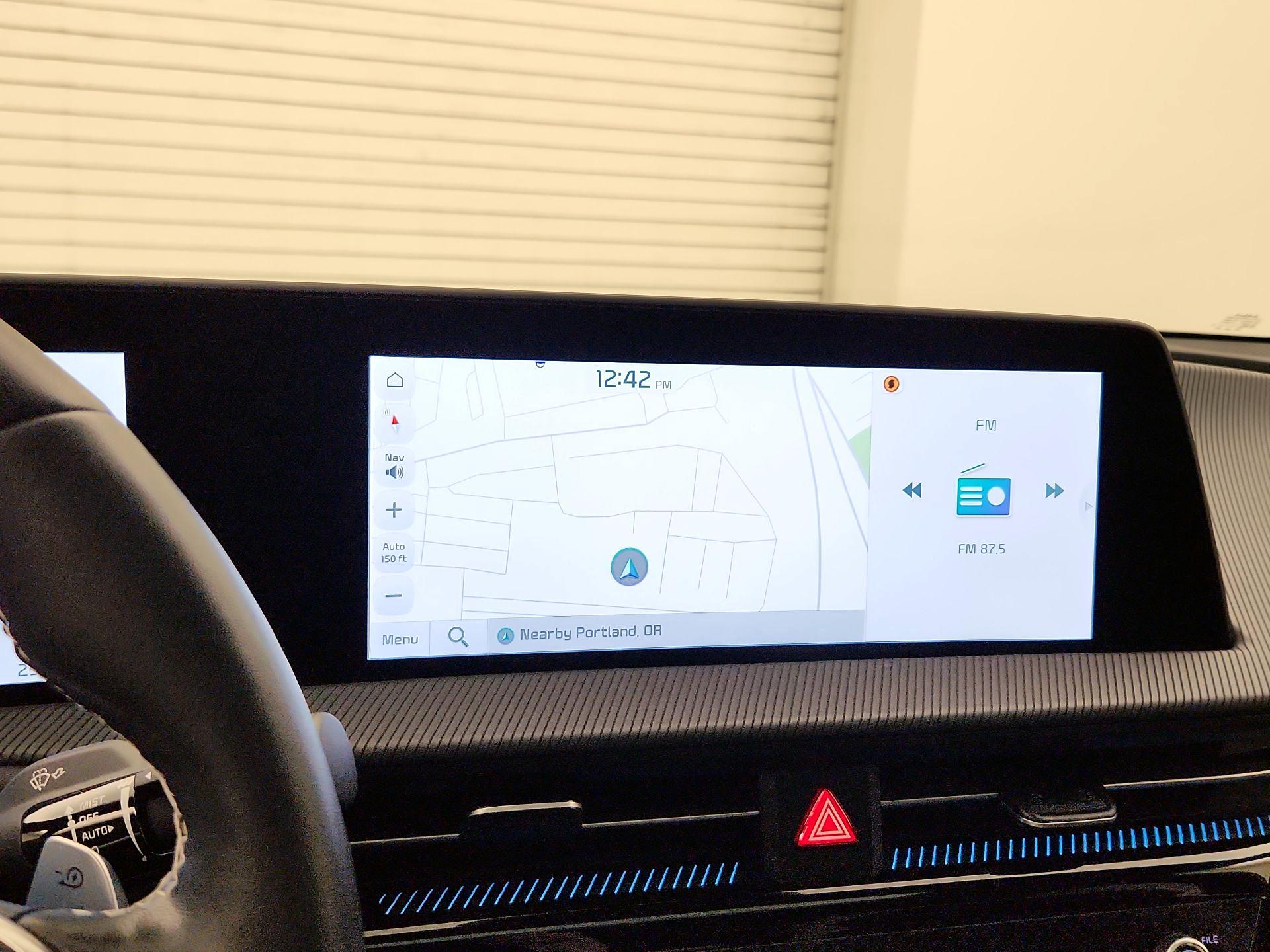 Thumbnail: 2022 Kia EV6 - 14