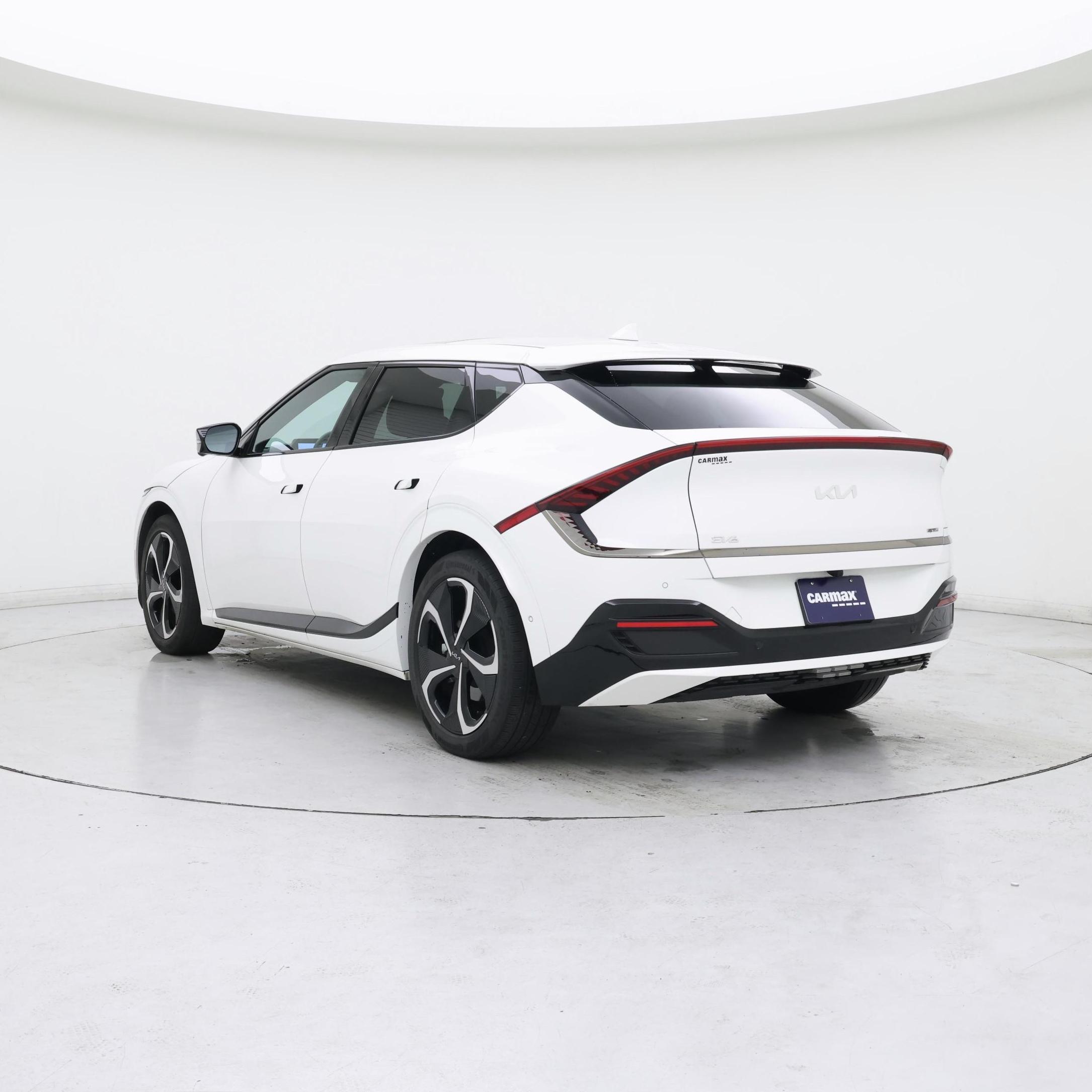 Thumbnail: 2022 Kia EV6 - 2