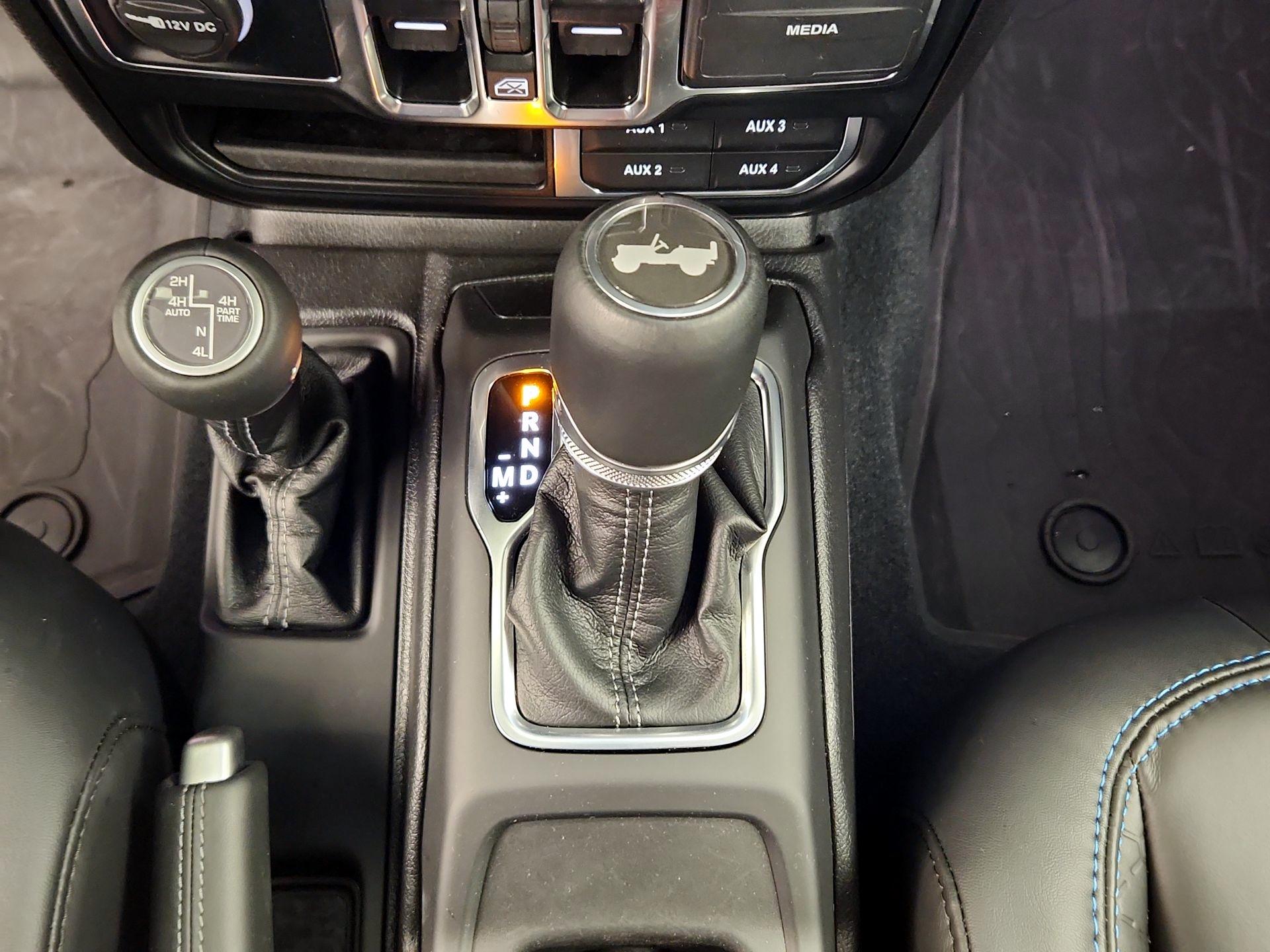 Thumbnail: 2024 Jeep Wrangler - 18