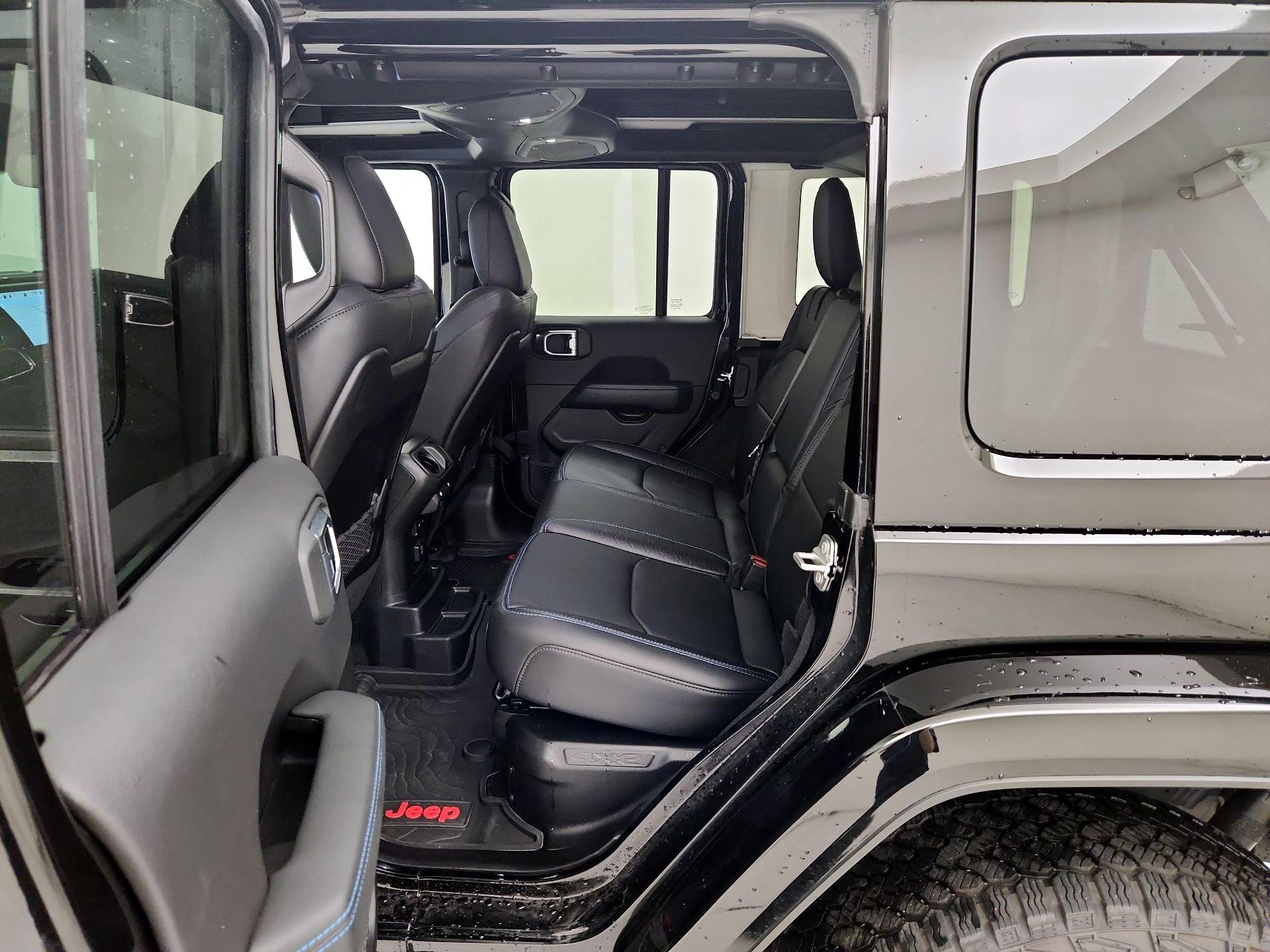 Thumbnail: 2024 Jeep Wrangler - 20